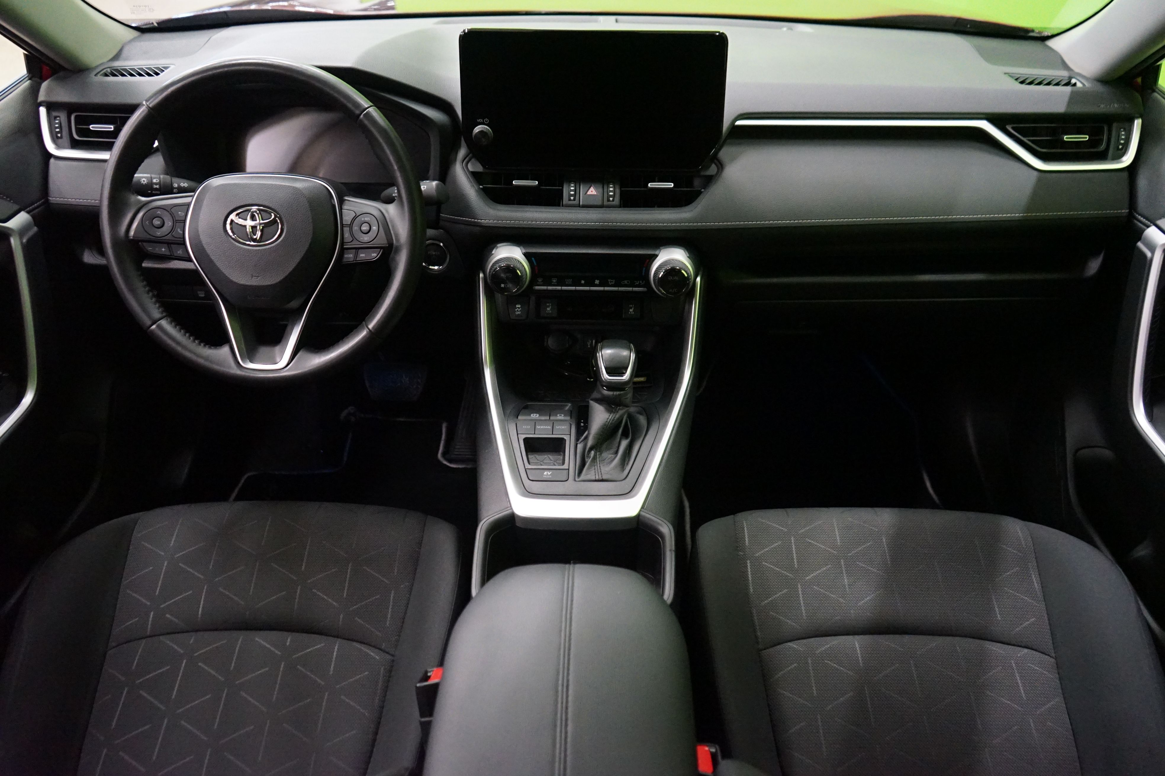 Toyota RAV4 2023, kuva 6/19