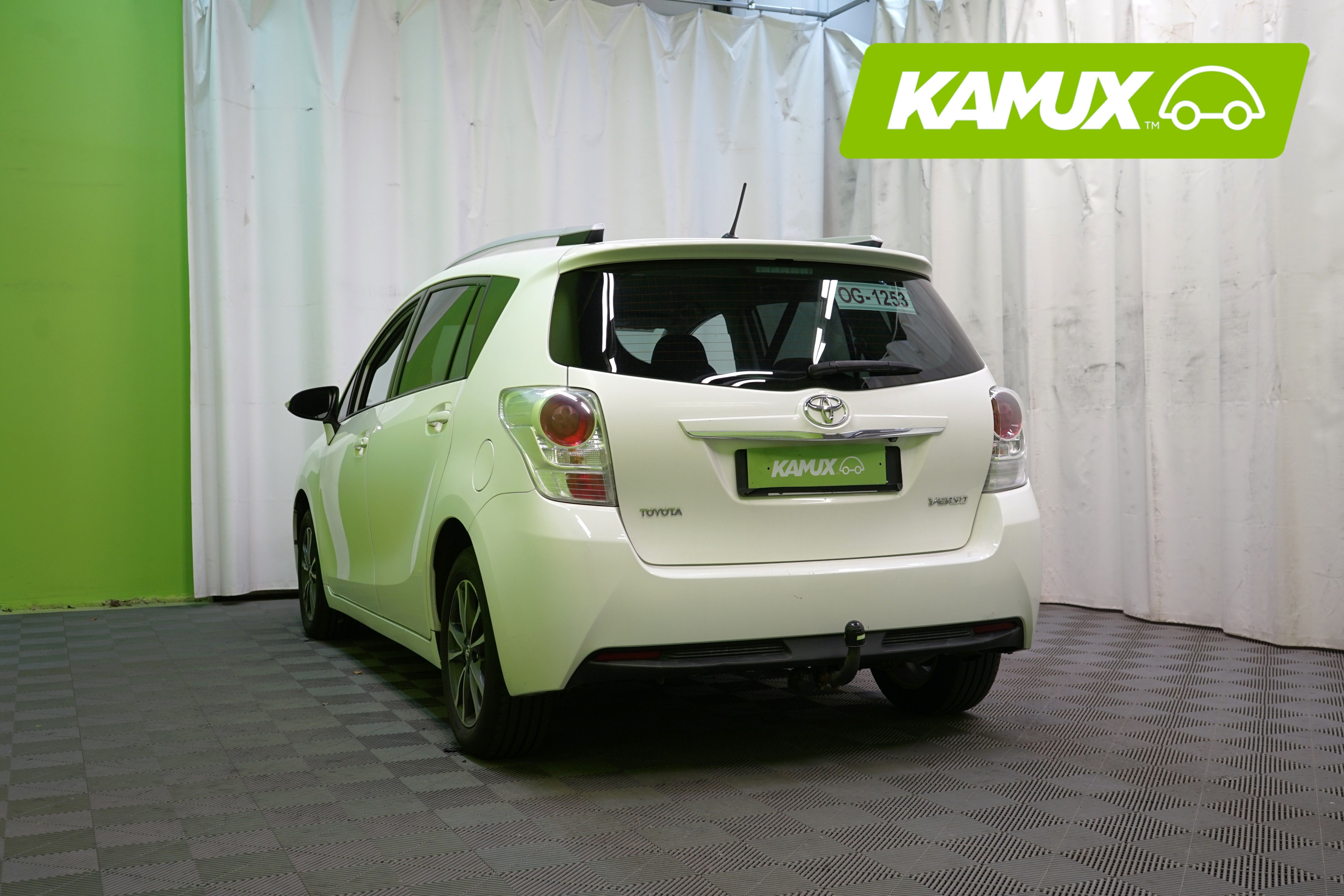 Toyota Verso 1,8 Valvematic Active 7p 2014, kuva 4/27