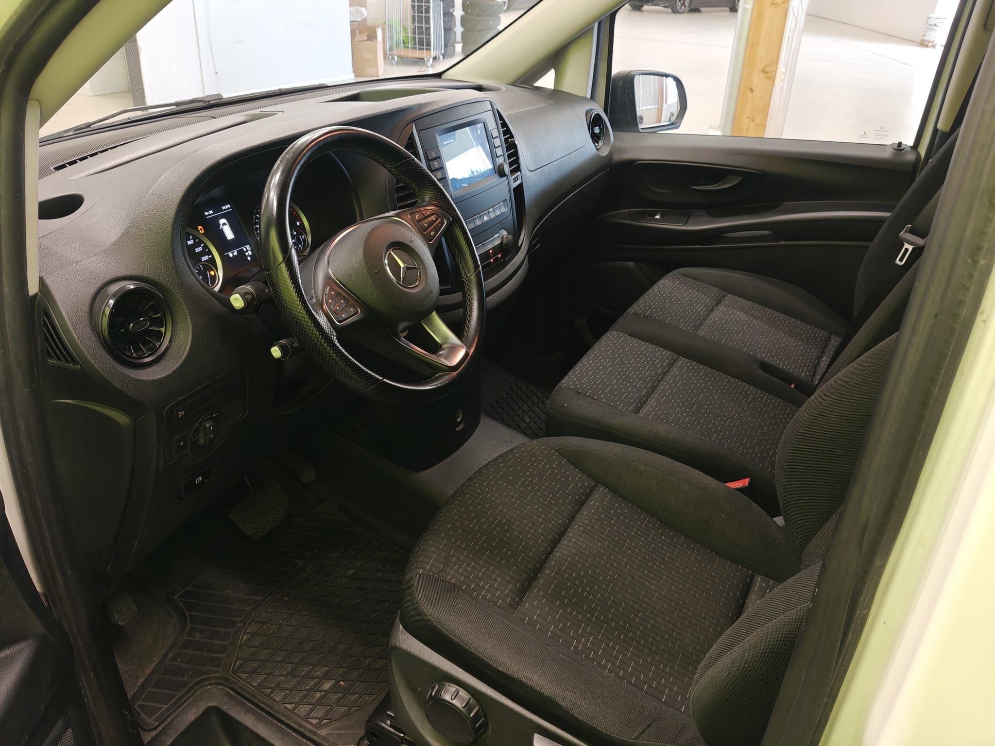 Mercedes-Benz Vito 2022, photo 5/10