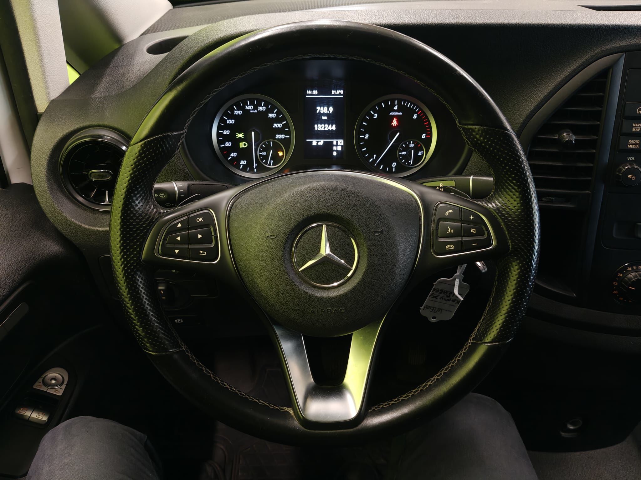 Mercedes-Benz Vito 2022, photo 6/10
