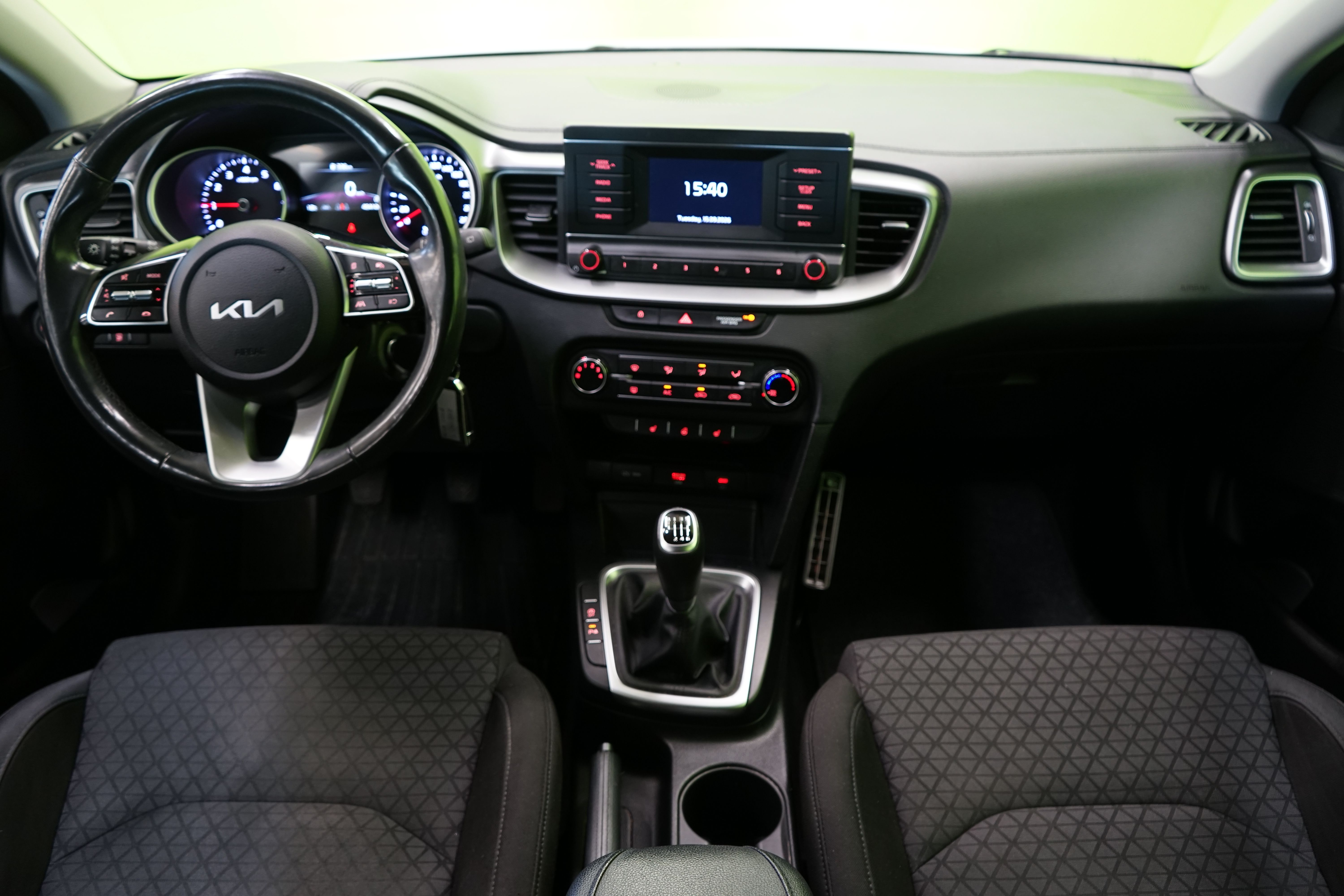 Kia Ceed 1,0 T-GDI 100hv LX 5D 2023, kuva 7/21