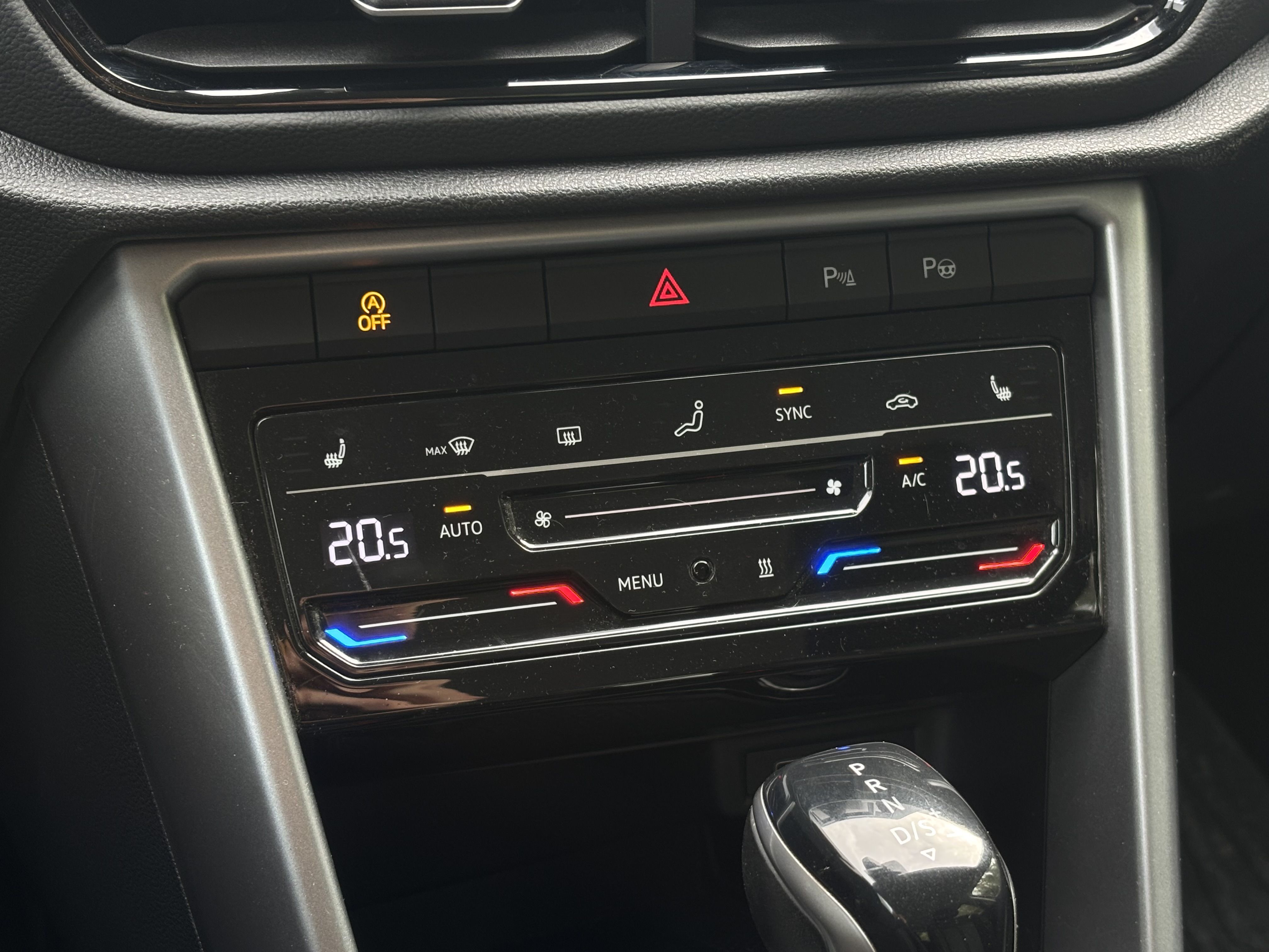 Volkswagen T-Roc 2022, photo 5/11