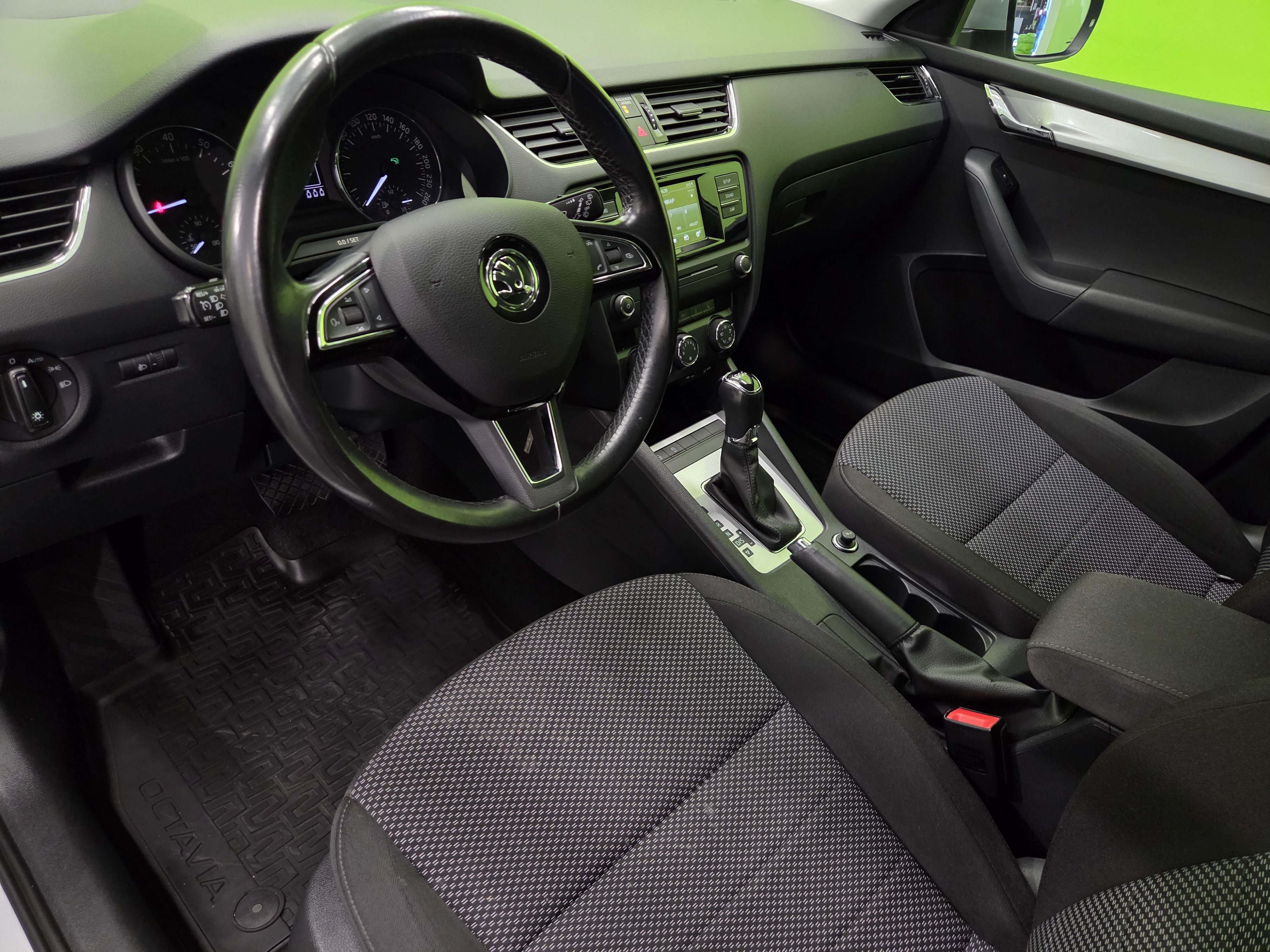 Skoda Octavia 2017, kuva 7/23