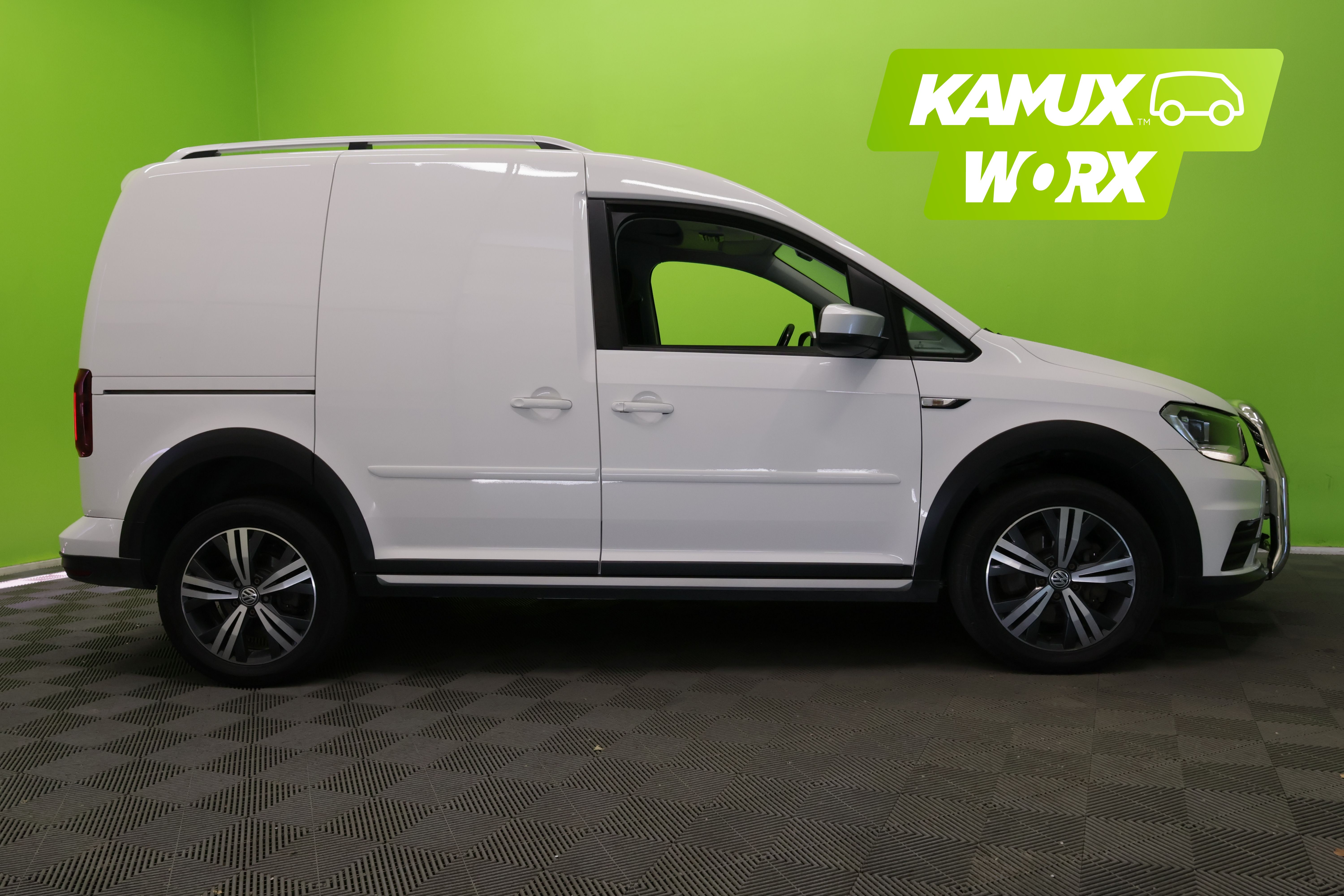 Volkswagen Caddy 2017, photo 2/20
