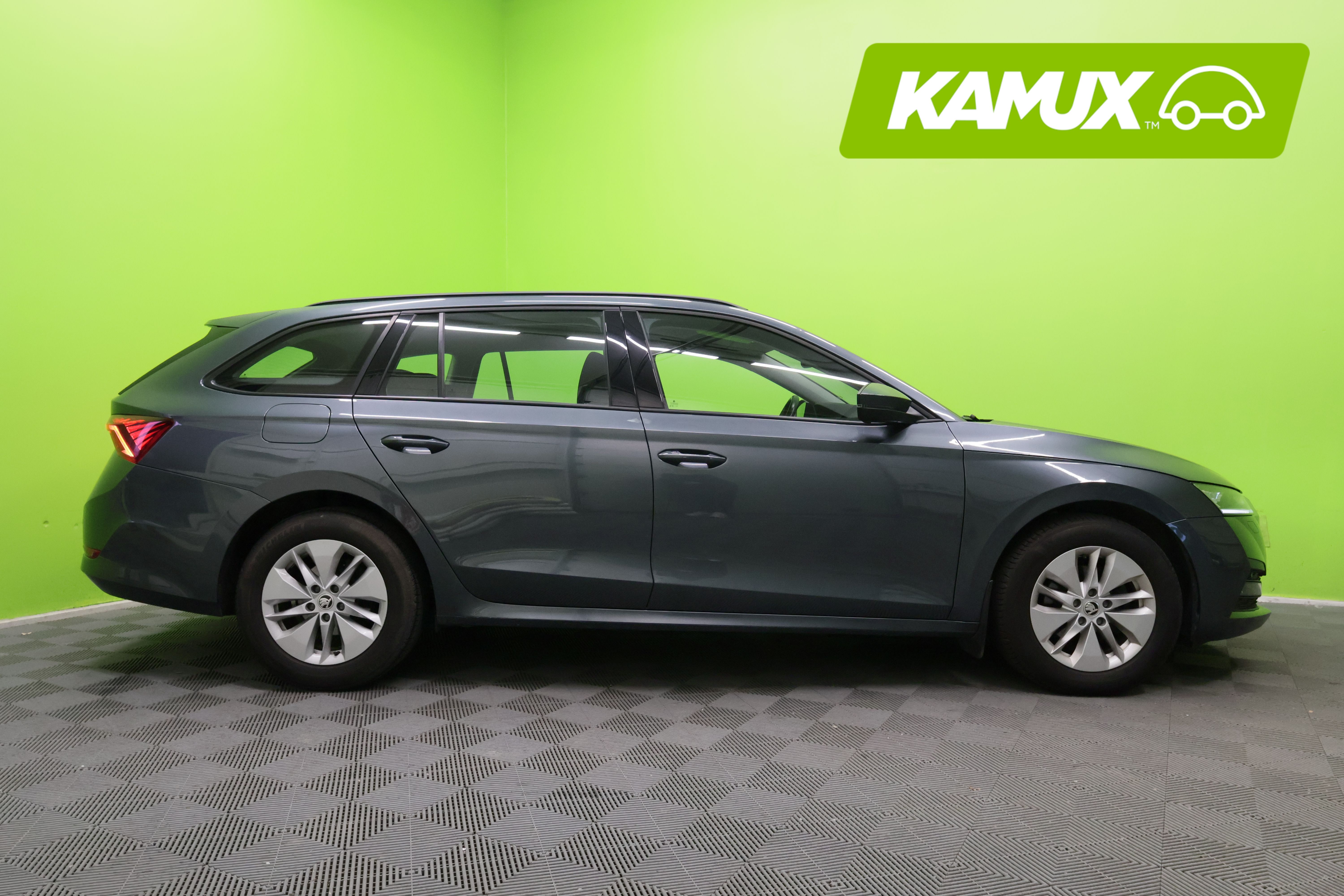 Skoda Octavia 2021, kuva 2/26