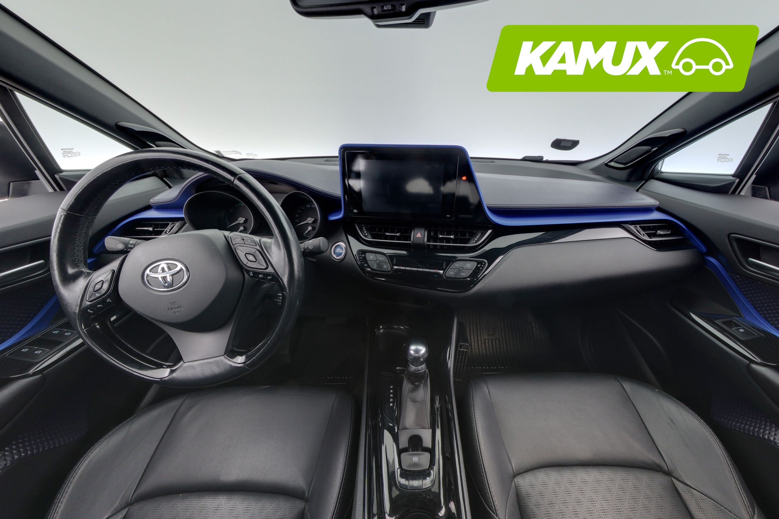 Toyota C-HR 1,8 Hybrid Style 2017, photo 7/23
