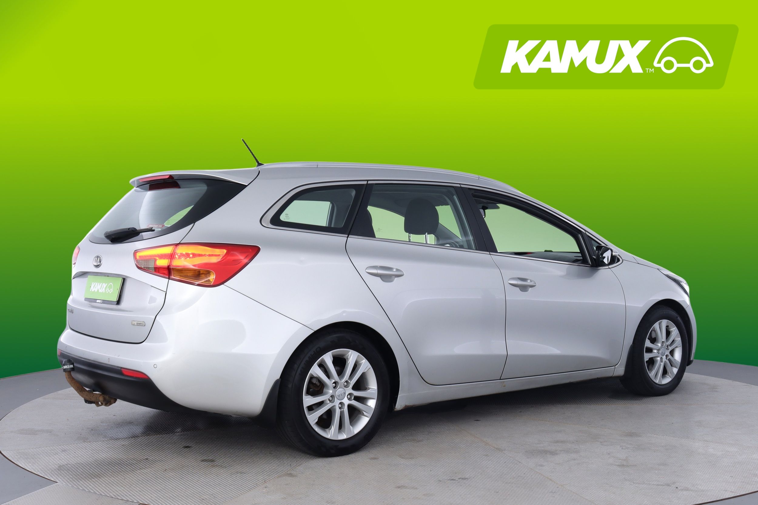 Kia Ceed 1,6 ISG EX SW EcoDynamics 2014, kuva 2/16