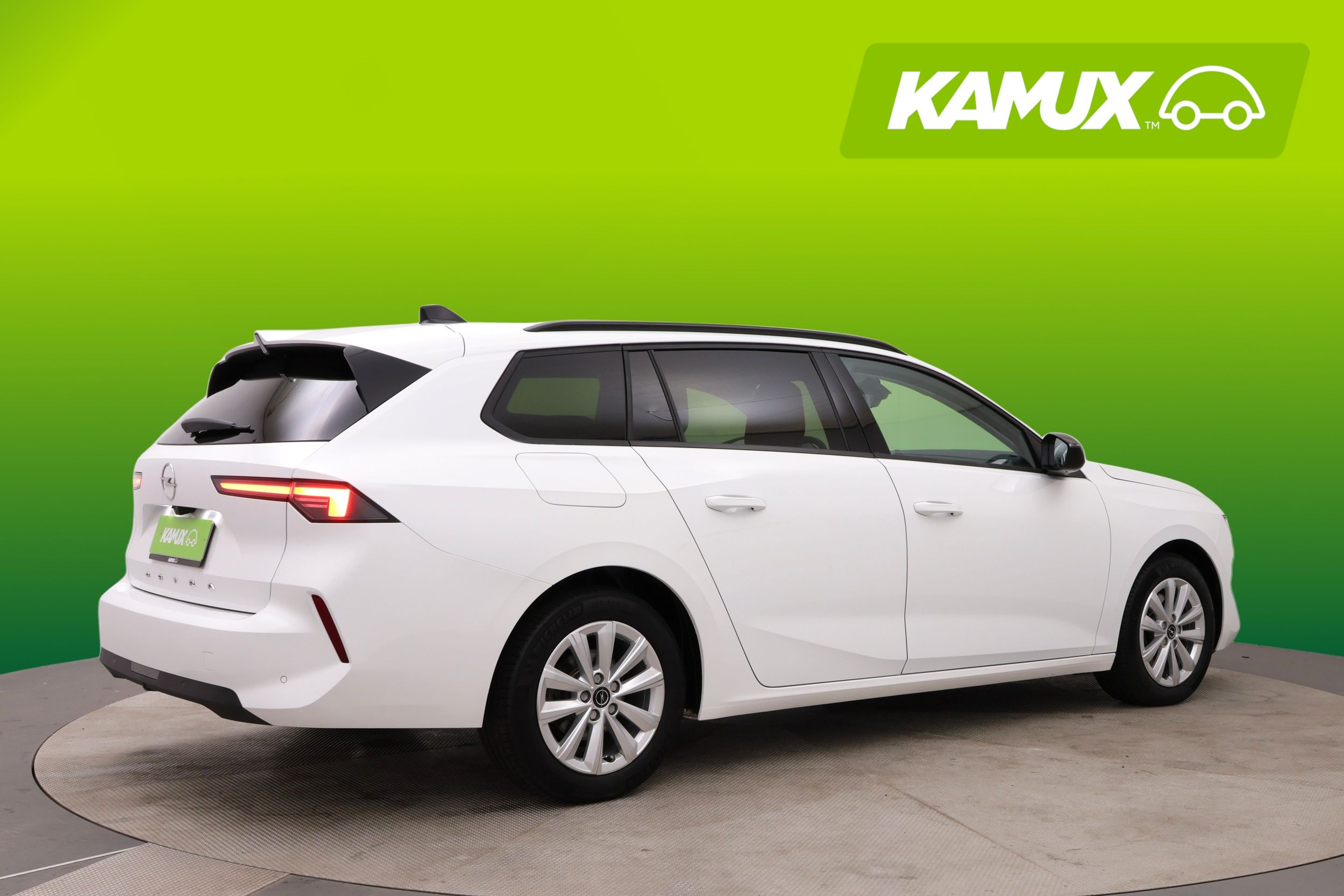 Opel Astra 2024, photo 2/19