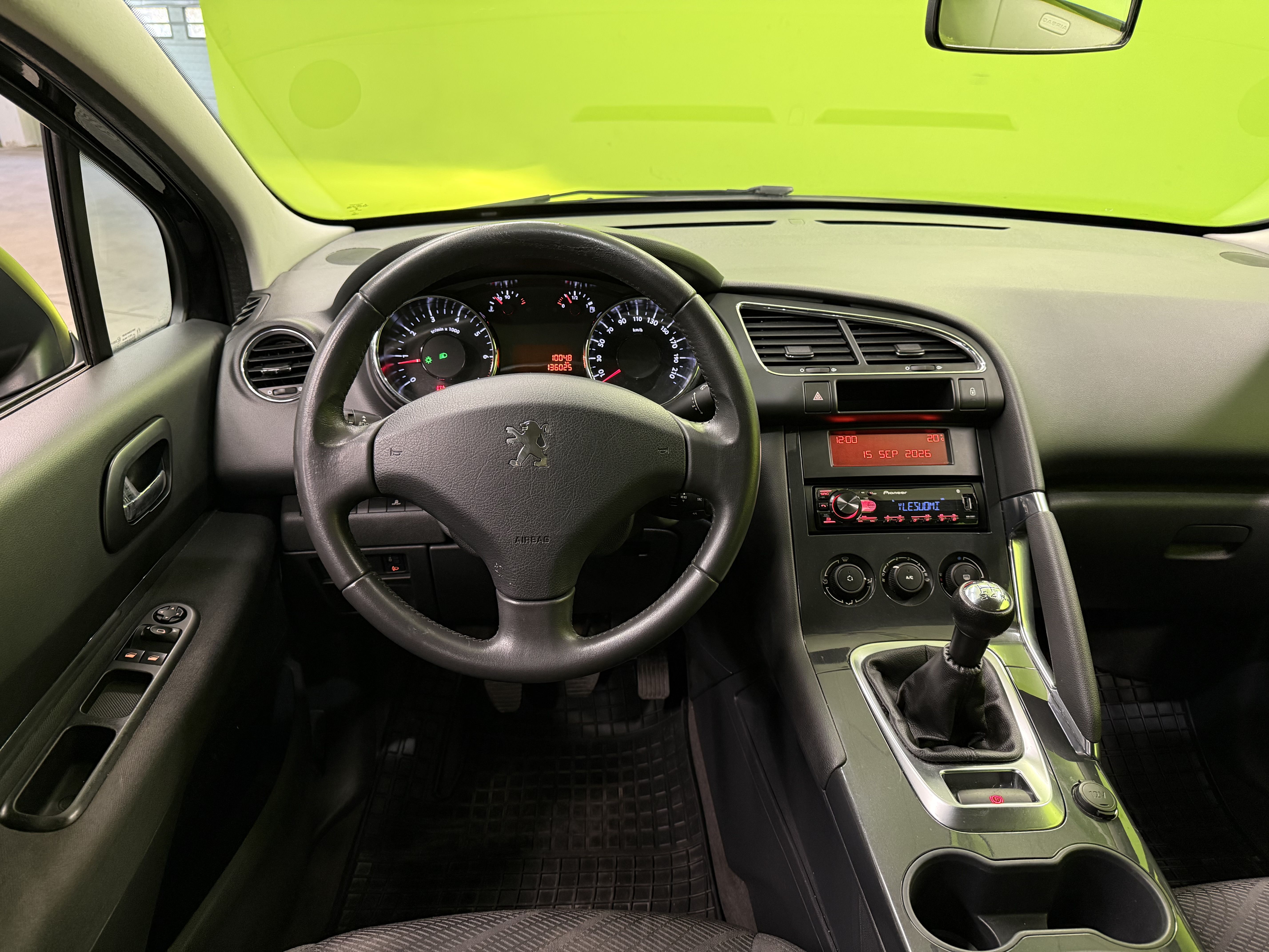 Peugeot 3008 Limited 120 VTi 2012, photo 7/16