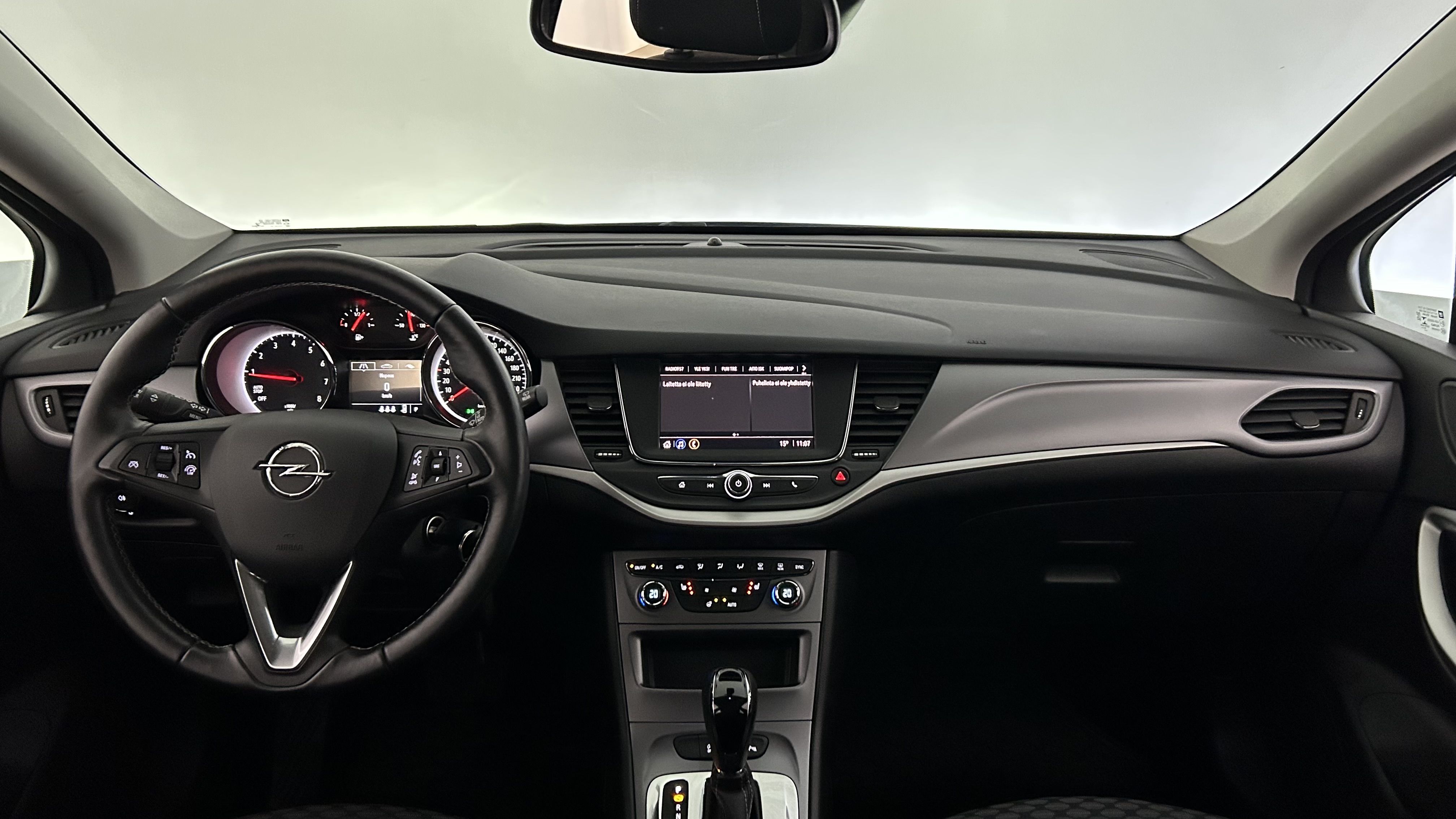 Opel Astra 2020, photo 7/21