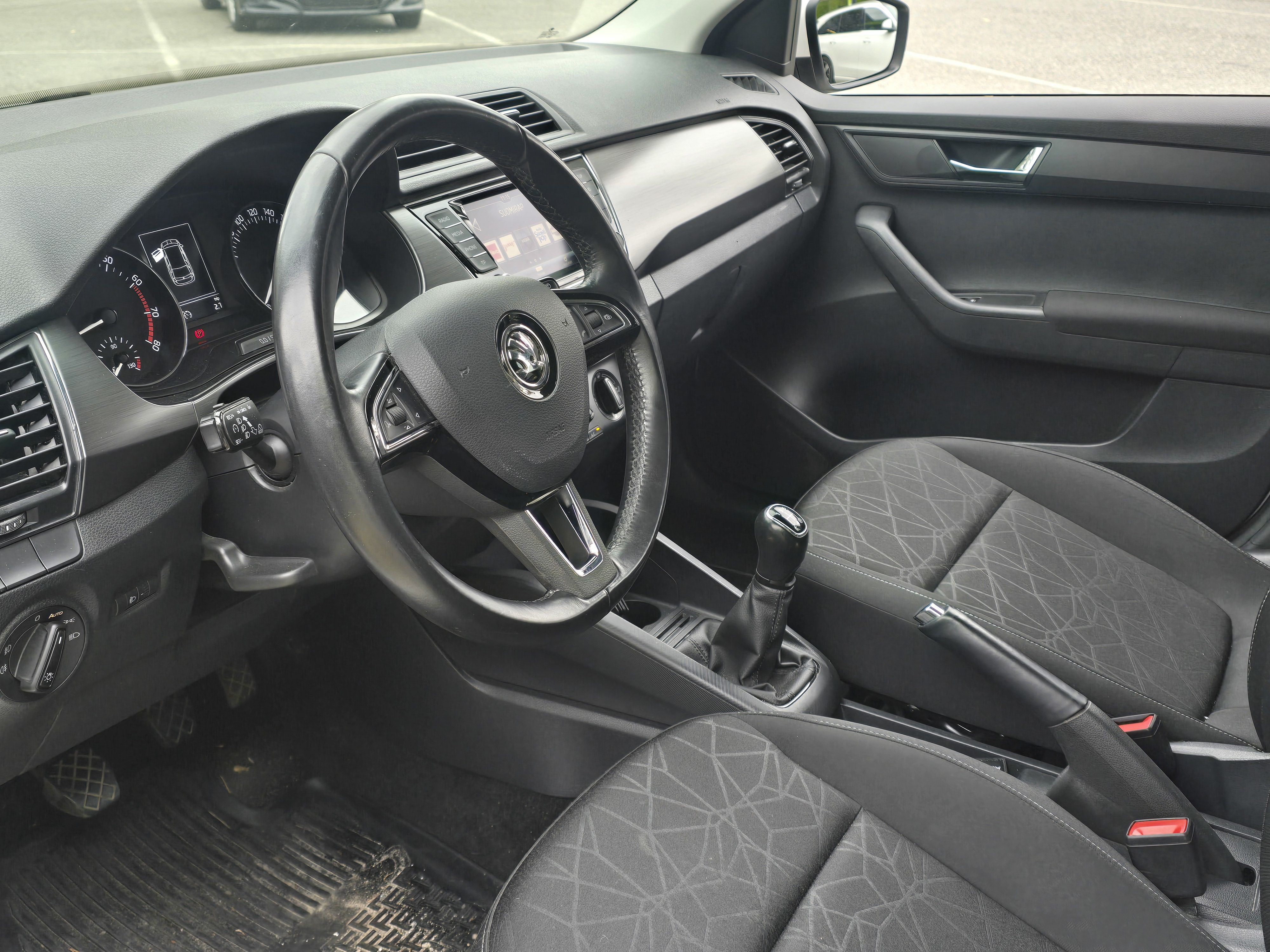 Skoda Fabia Combi 1.0 MPI Clever 2018, kuva 5/8