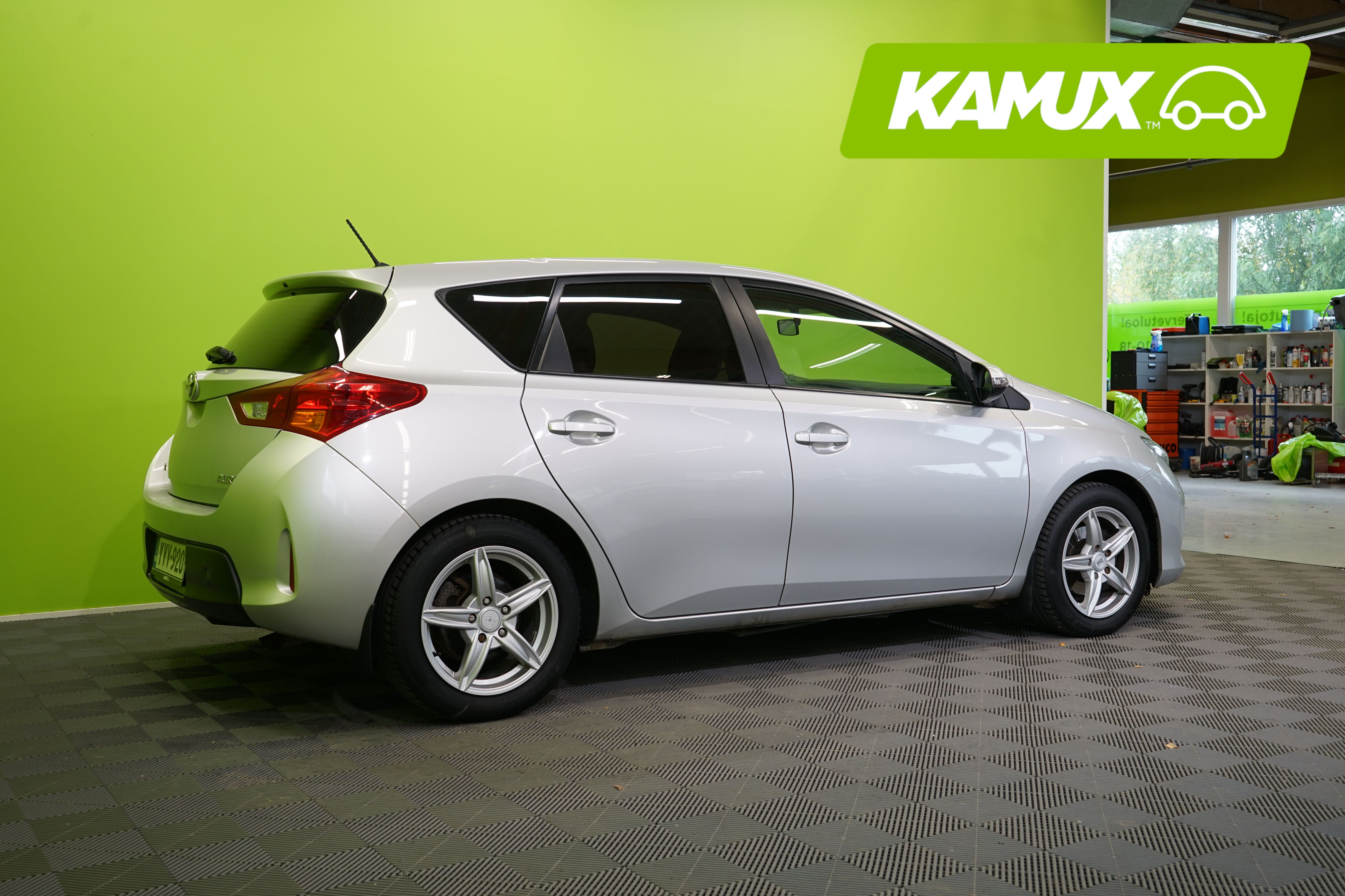 Toyota Auris 1,33 Dual VVT-i Life 5ov 2013, photo 3/21