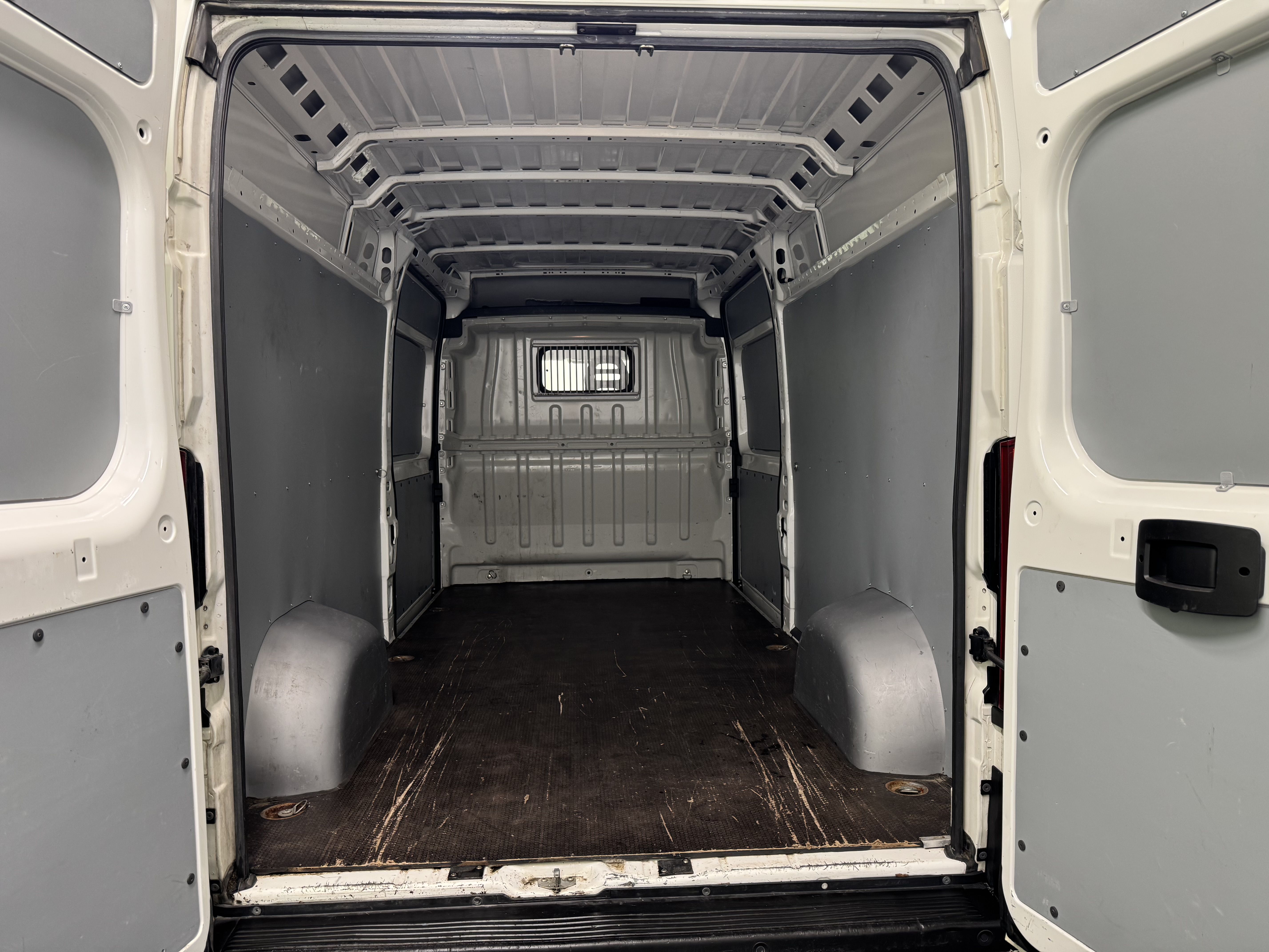Citroen Jumper BlueHDi 130 35 L3H2 Cargo 2019, kuva 7/16