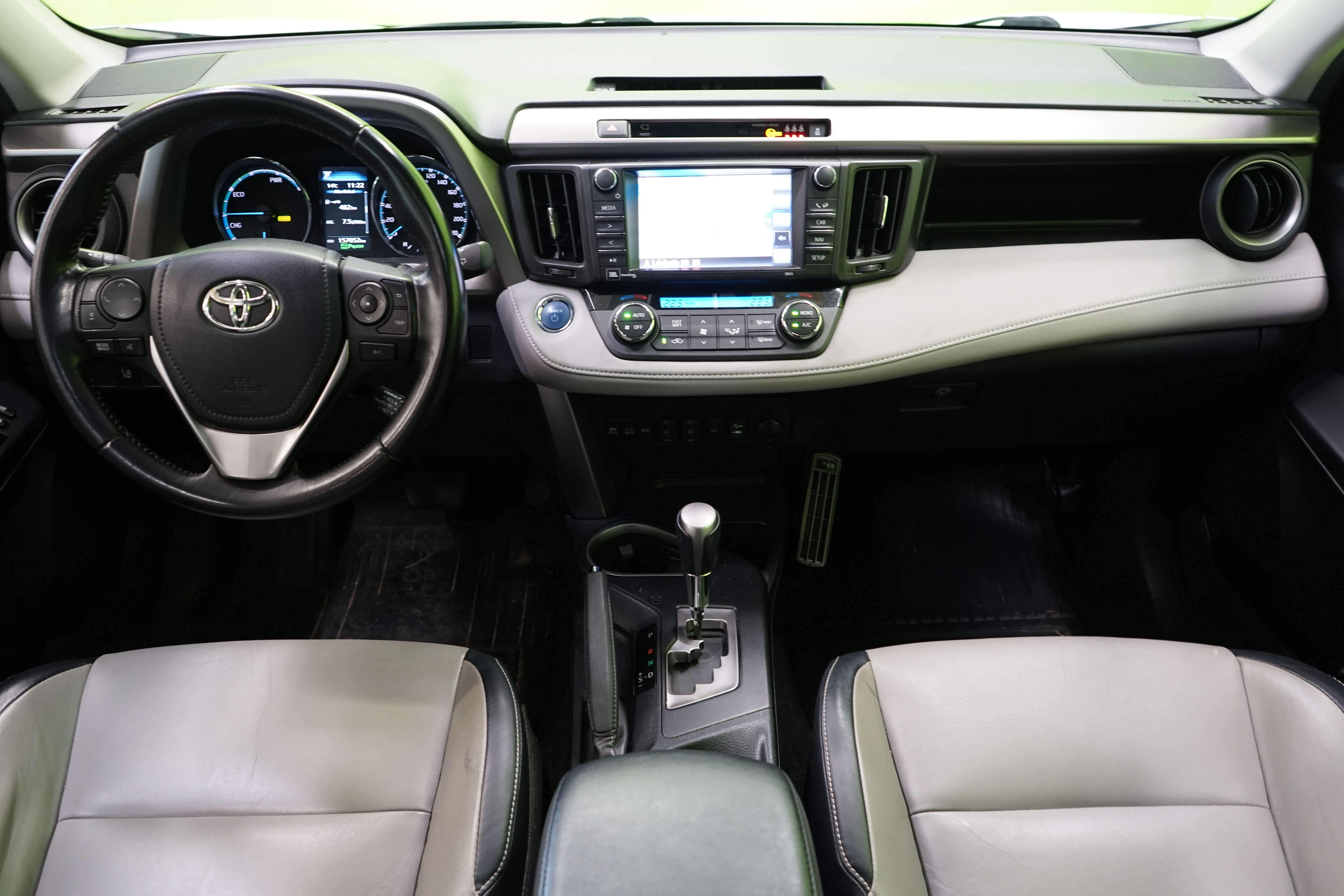 Toyota RAV4 2,5 Hybrid AWD Premium 2016, kuva 7/23