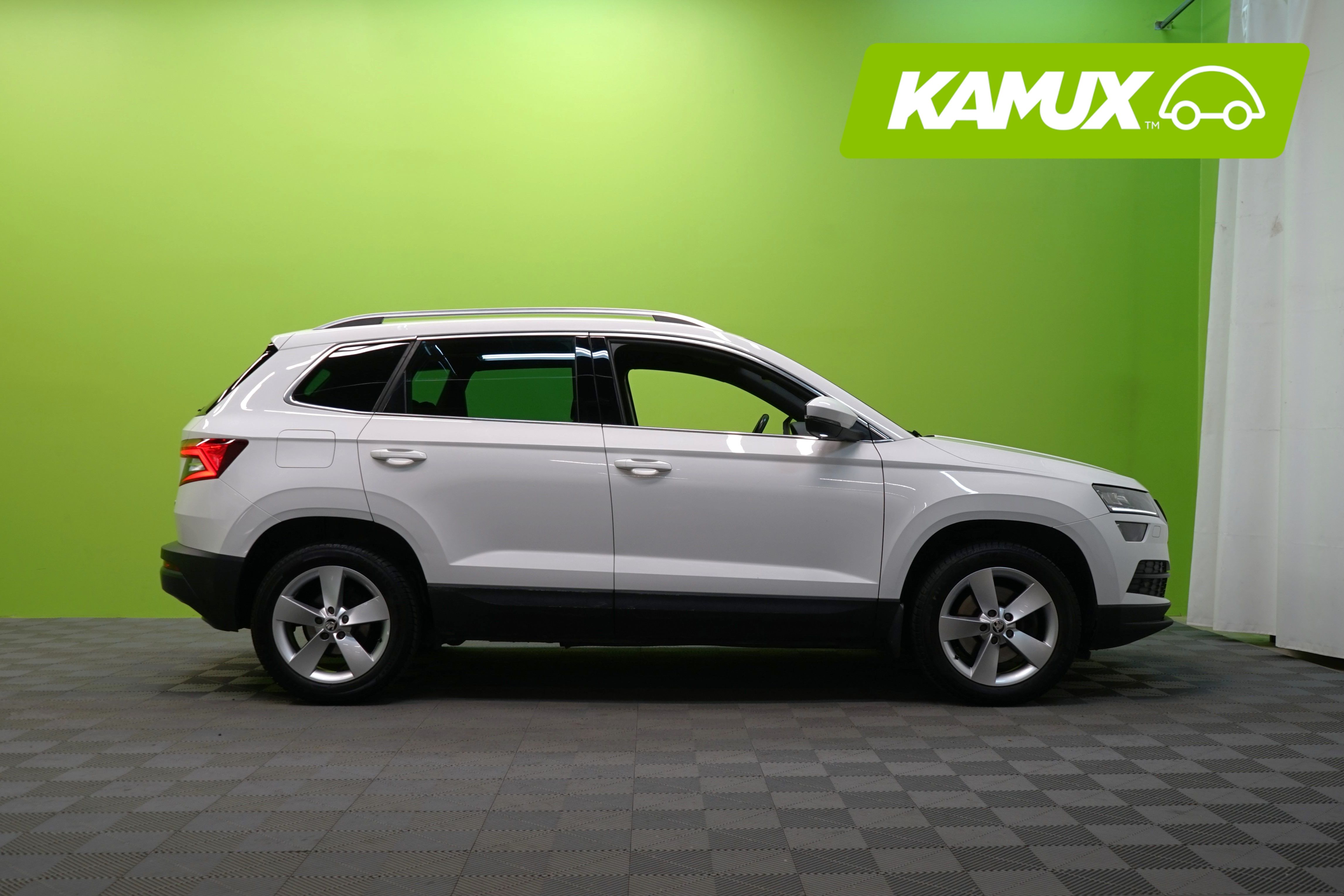Skoda Karoq 1,5 TSI Style DSG Autom 2018, photo 2/28