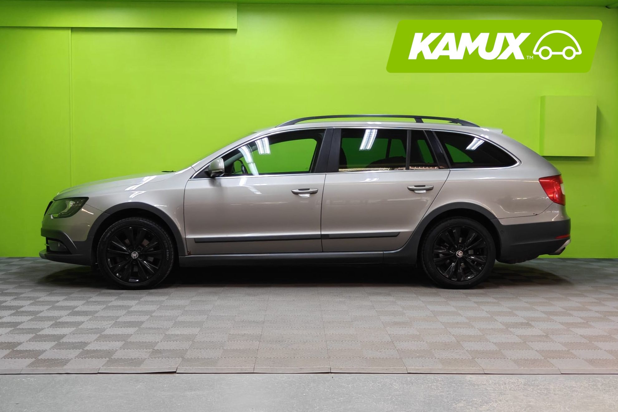 Skoda Superb 2014, kuva 5/23