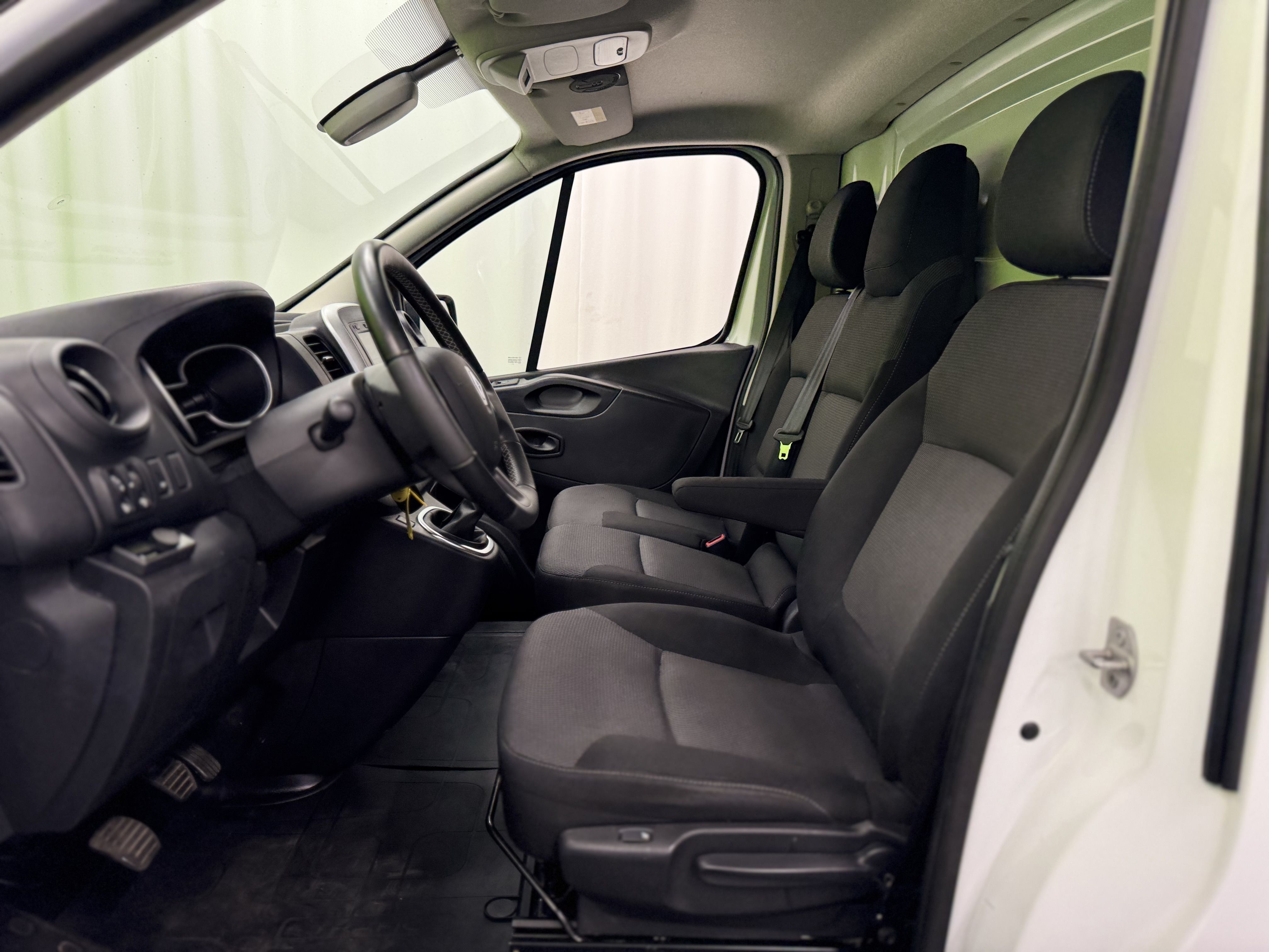 Renault Trafic 2022, kuva 6/19