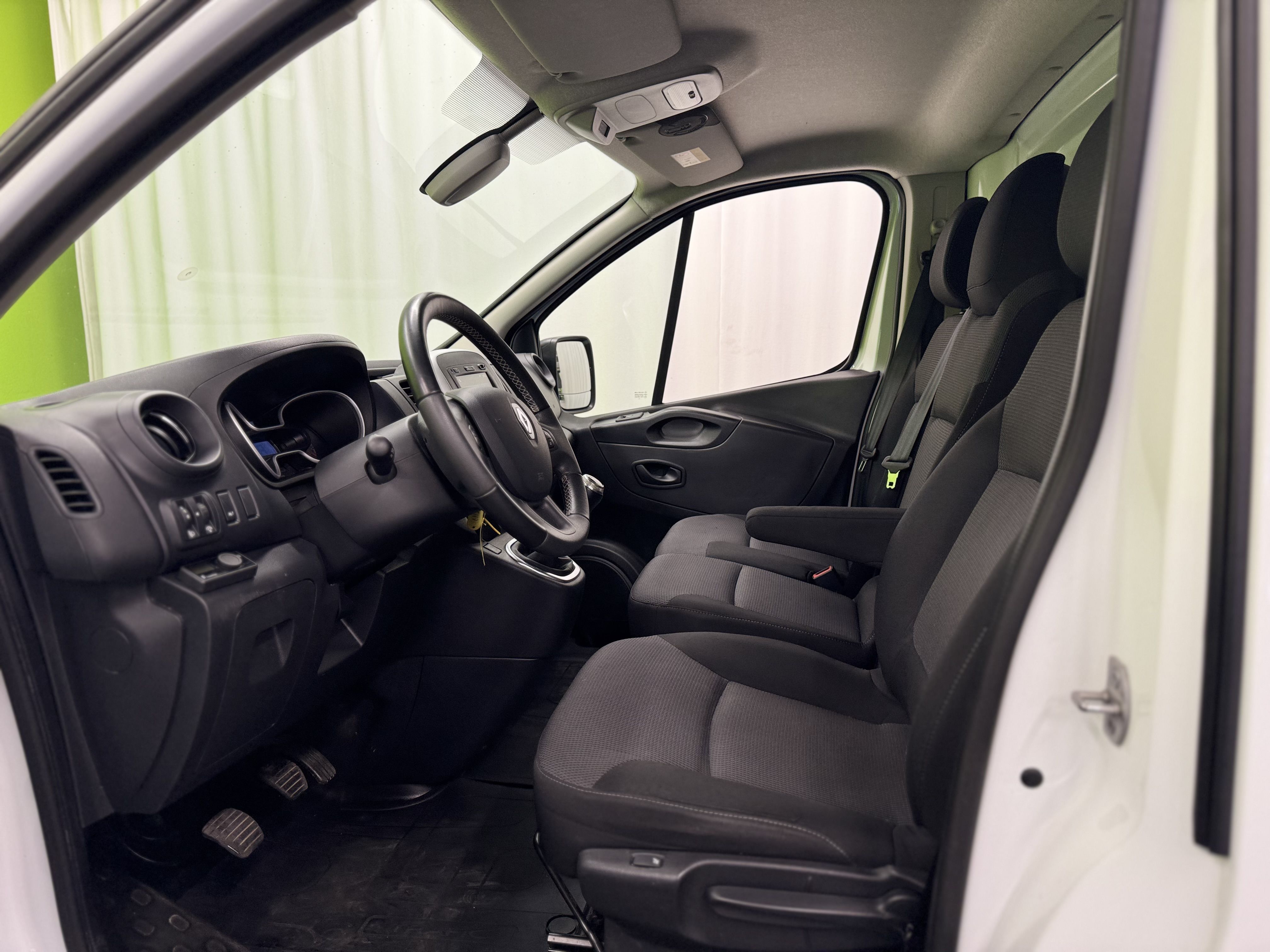 Renault Trafic 2022, kuva 7/19