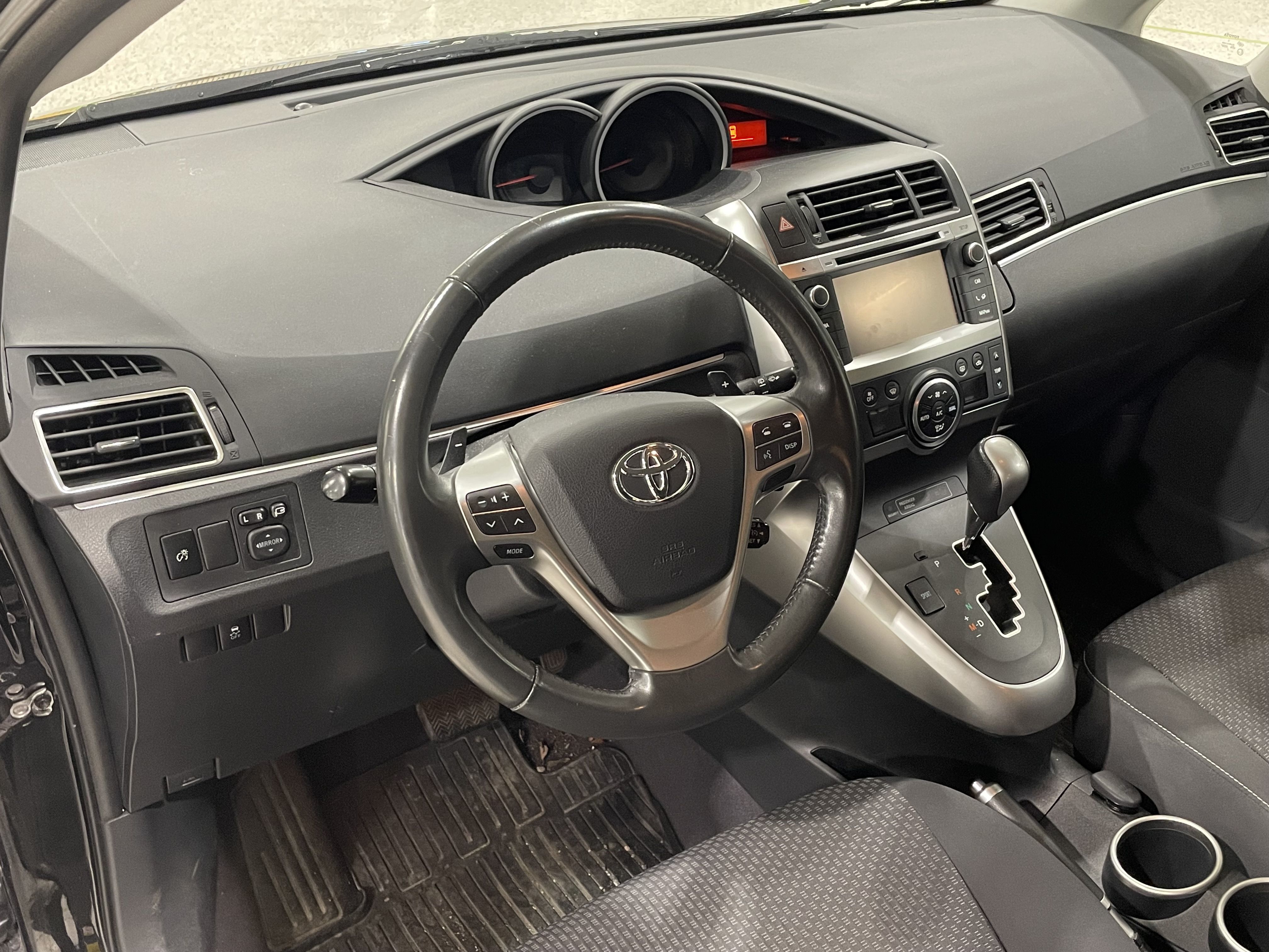 Toyota Verso 2013, kuva 3/6