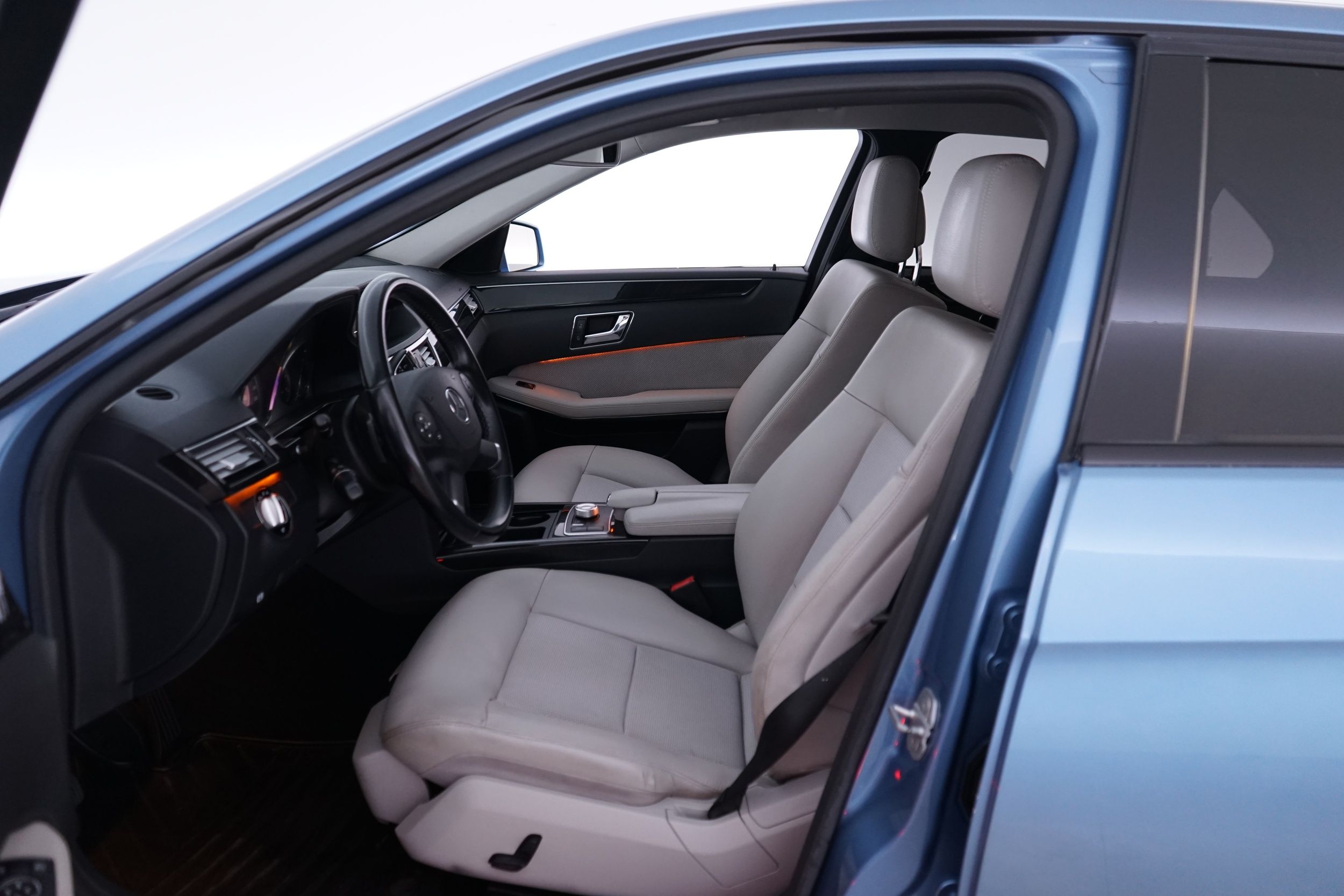 Mercedes-Benz E 350 CDI 4Matic A 2009, bild 7/21