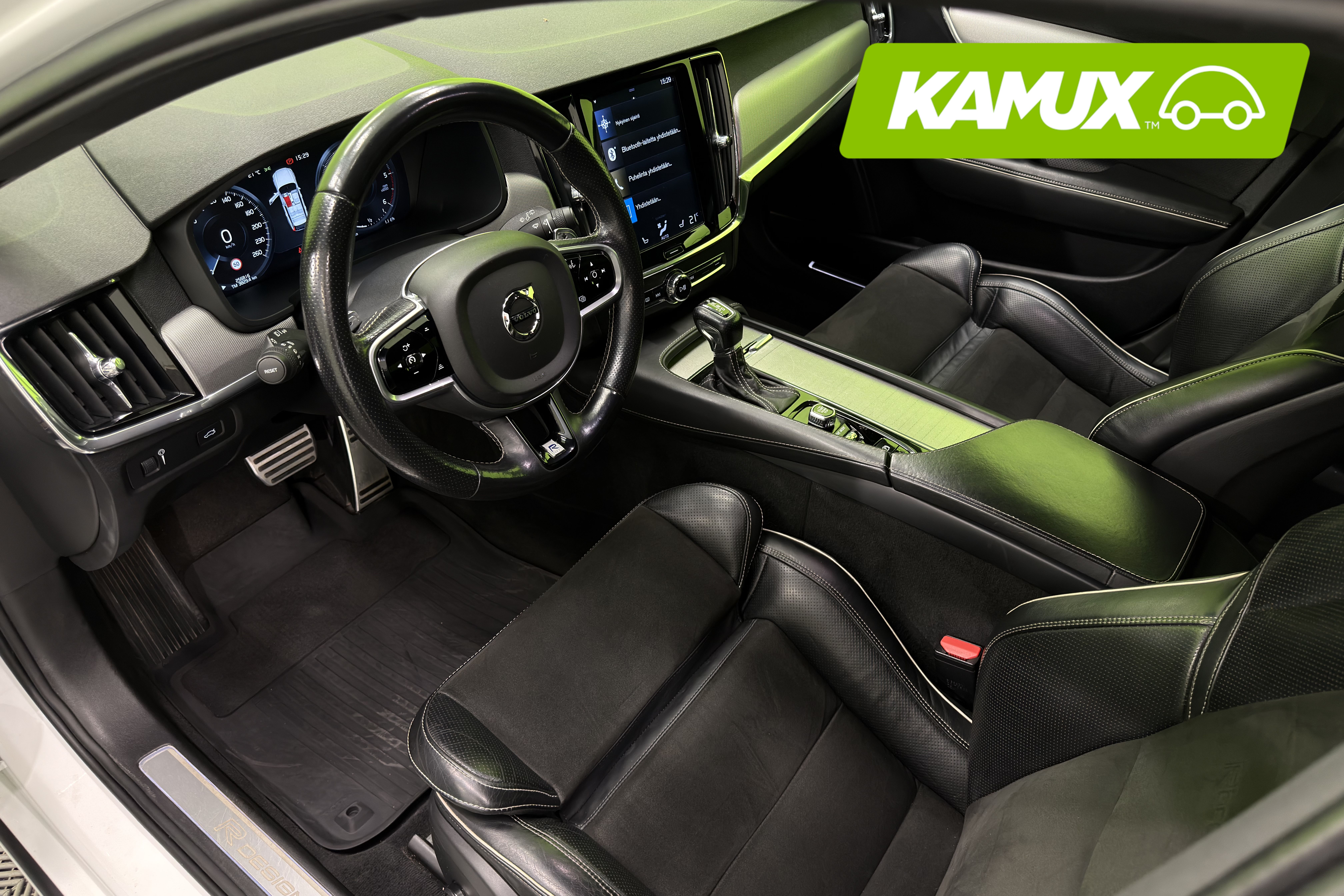 Volvo V90 D4 AWD R-Design aut 2017, kuva 7/28