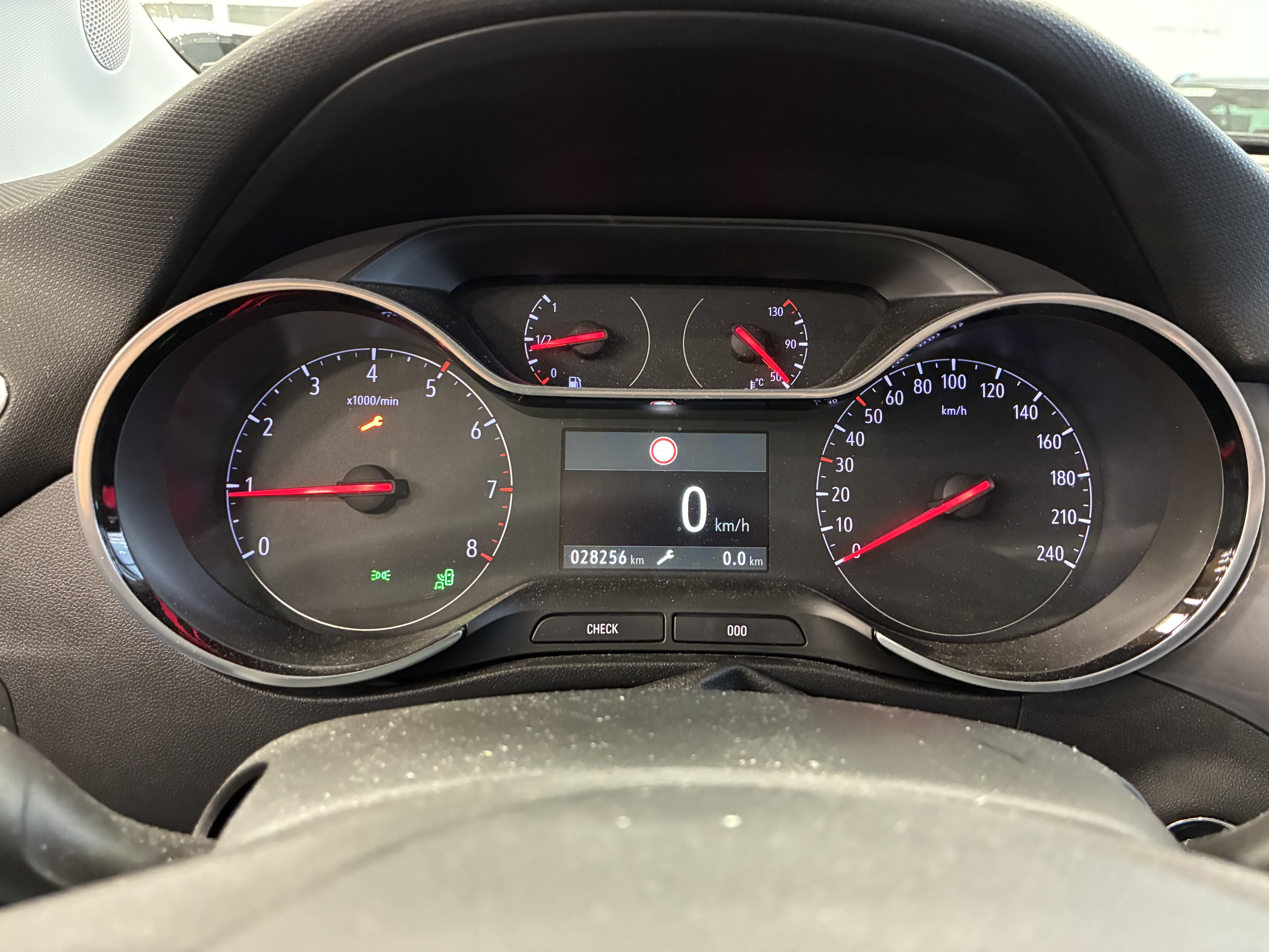 Opel Crossland Innovation Plus 130 Turbo 2021, kuva 7/16