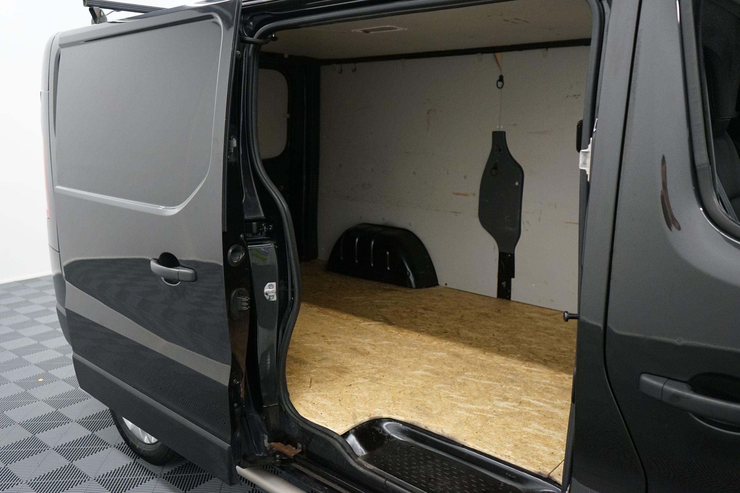 Renault Trafic 2016, kuva 6/22
