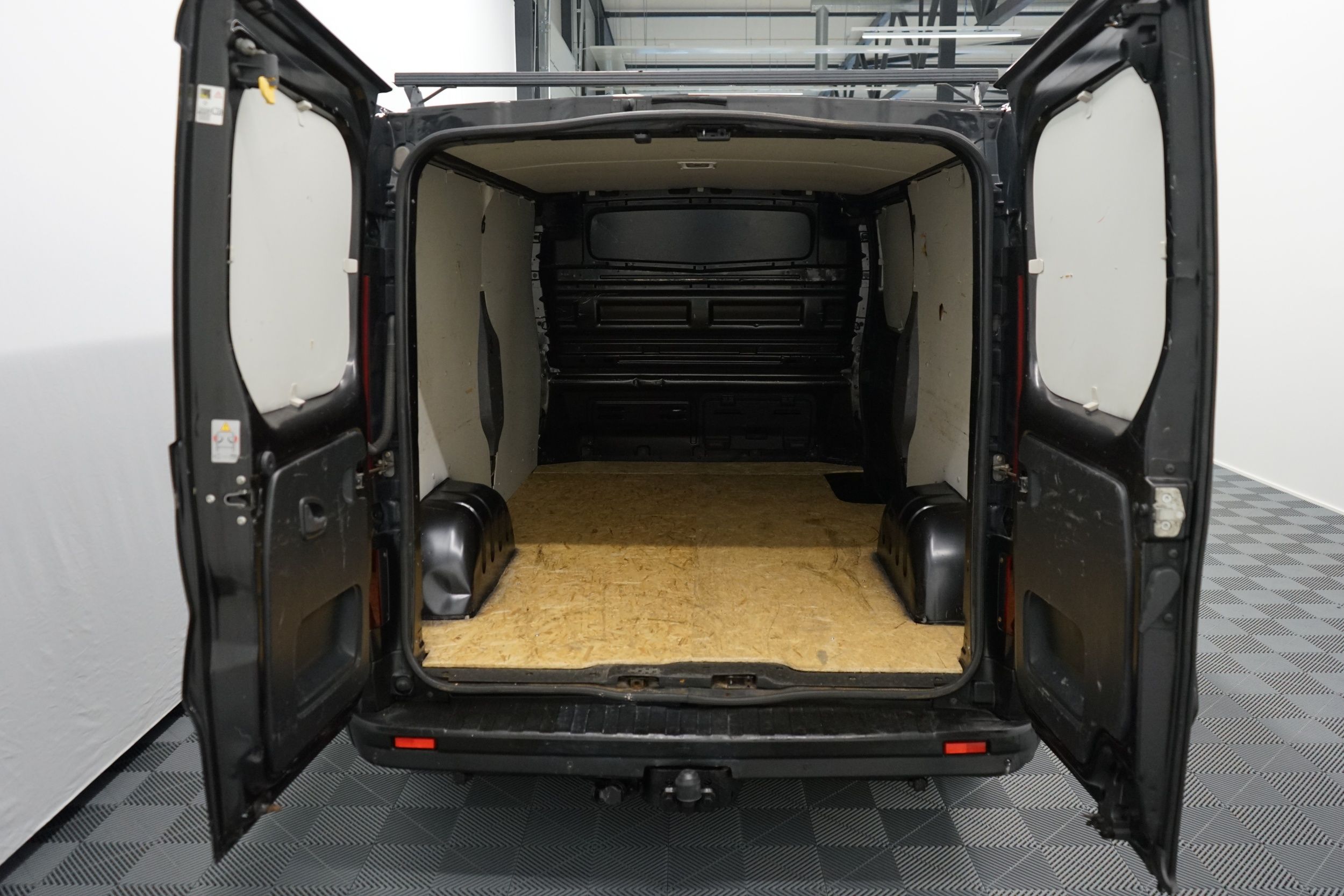 Renault Trafic 2016, kuva 7/22