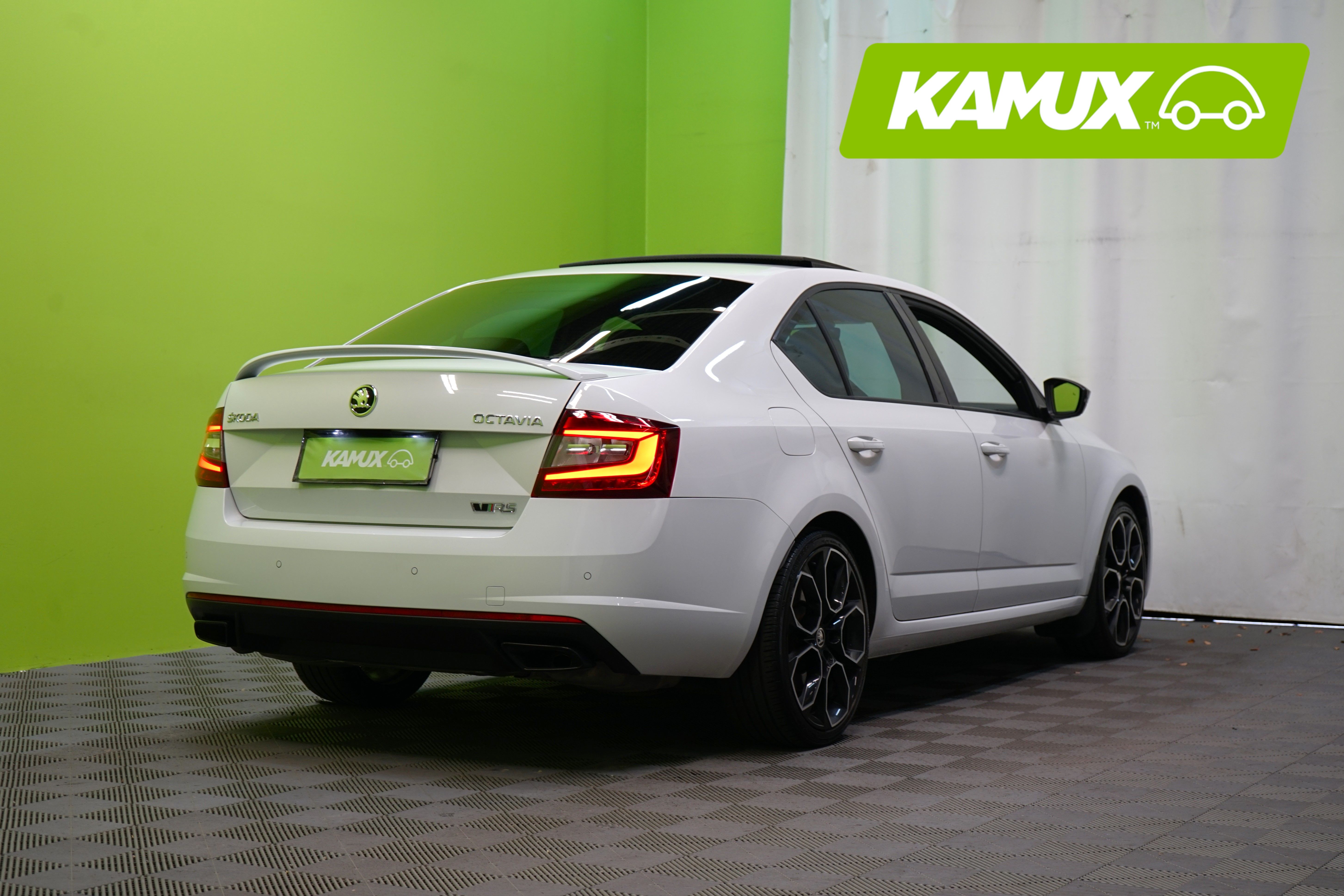 Skoda Octavia 2,0 TSI RS 245 DSG Autom. 2018, kuva 3/31