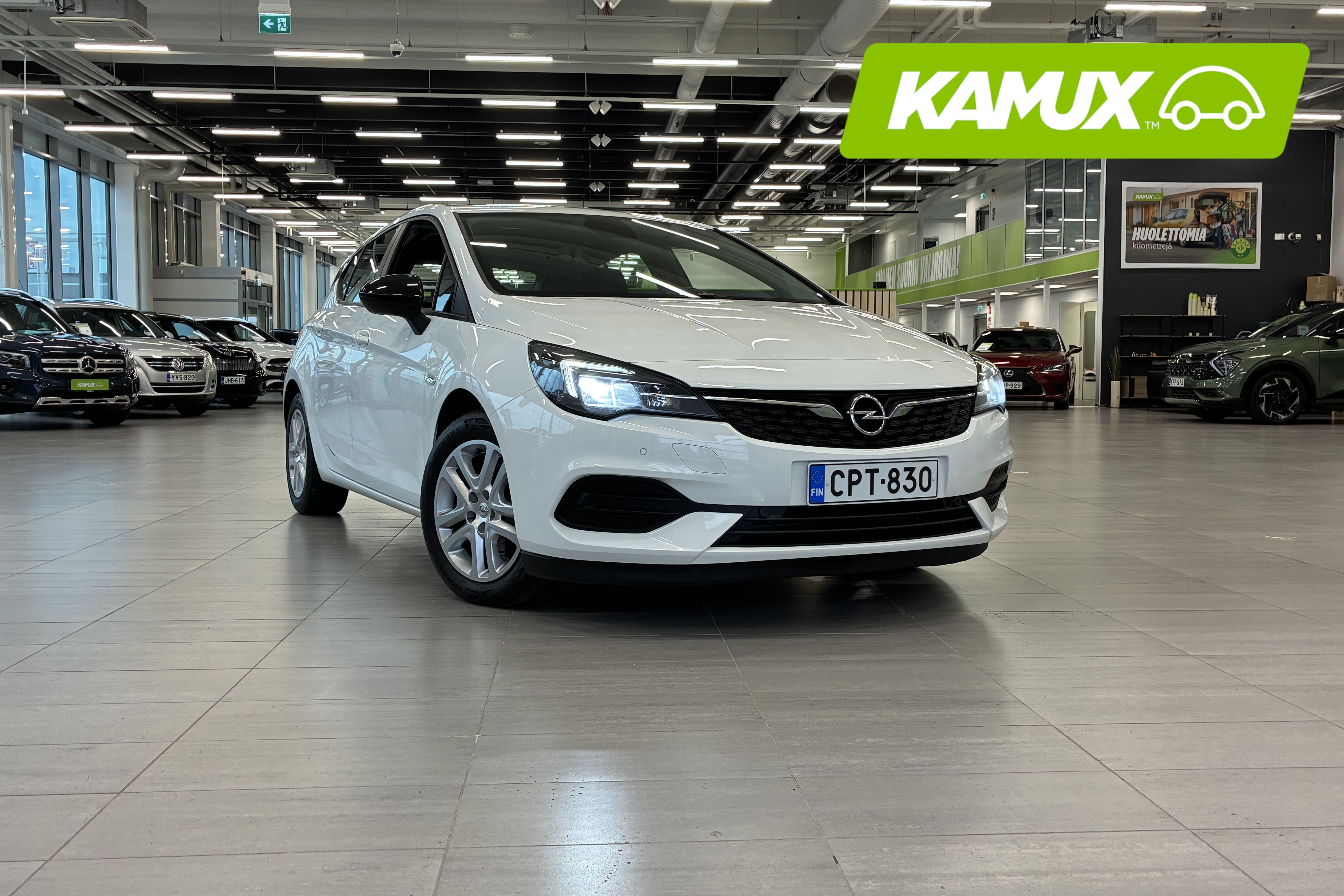 Opel Astra 5-ov Ultimate 110 Turbo 2022, kuva 2/27