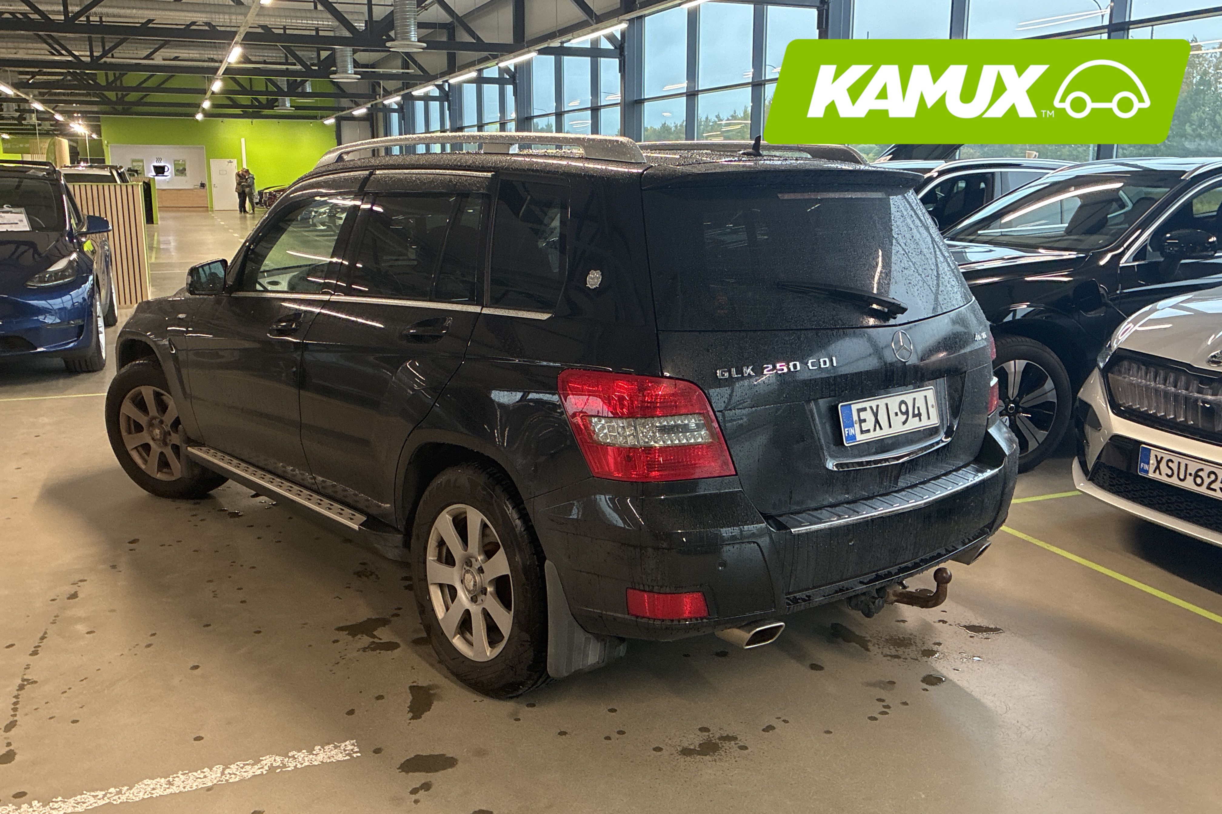 Mercedes-Benz GLK 2011, photo 3/4