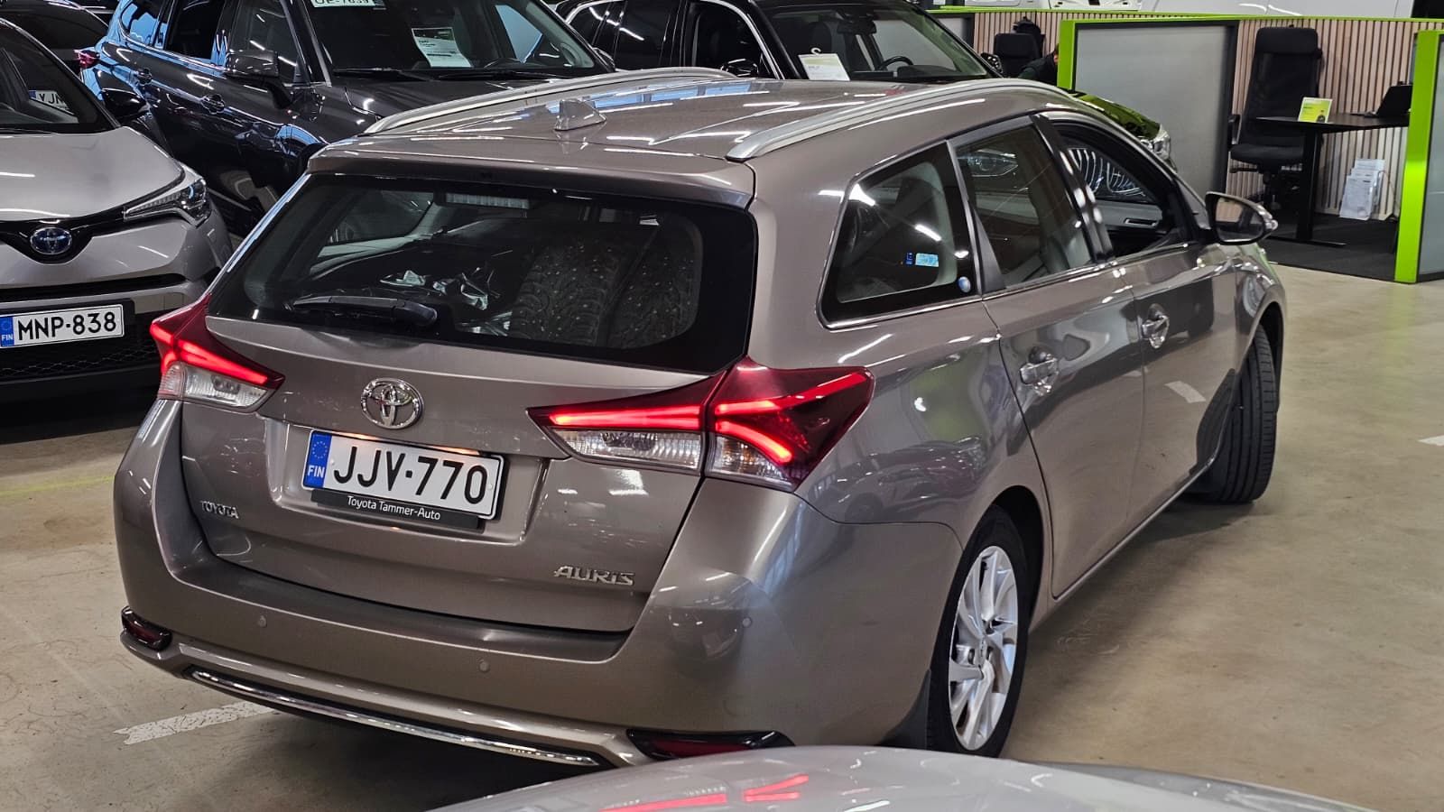 Toyota Auris 2016, kuva 4/11