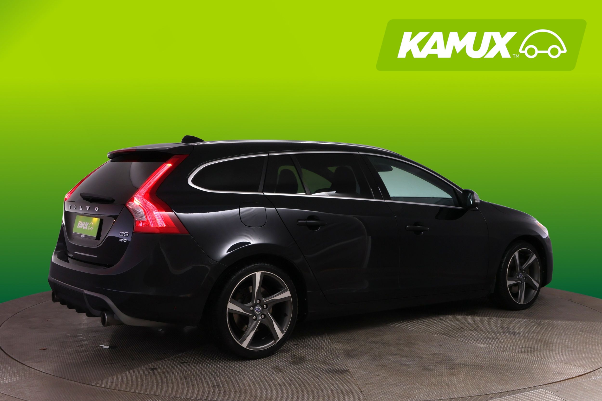 Volvo V60 D5 AWD R-Design aut 2011, kuva 2/22