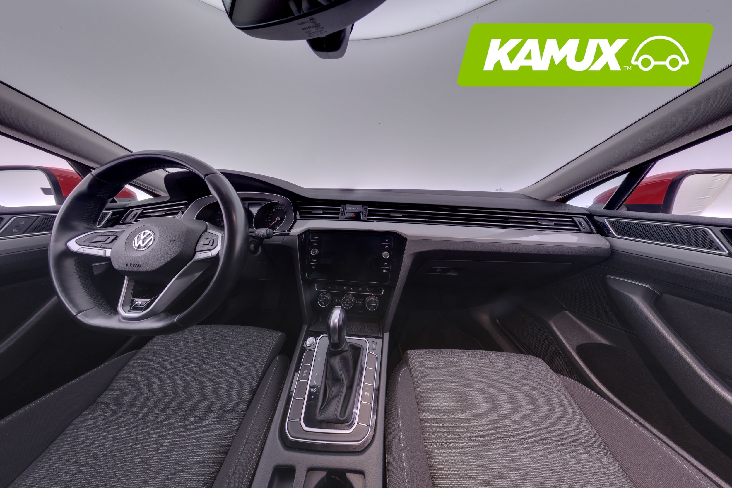 Volkswagen Passat 2020, photo 7/28