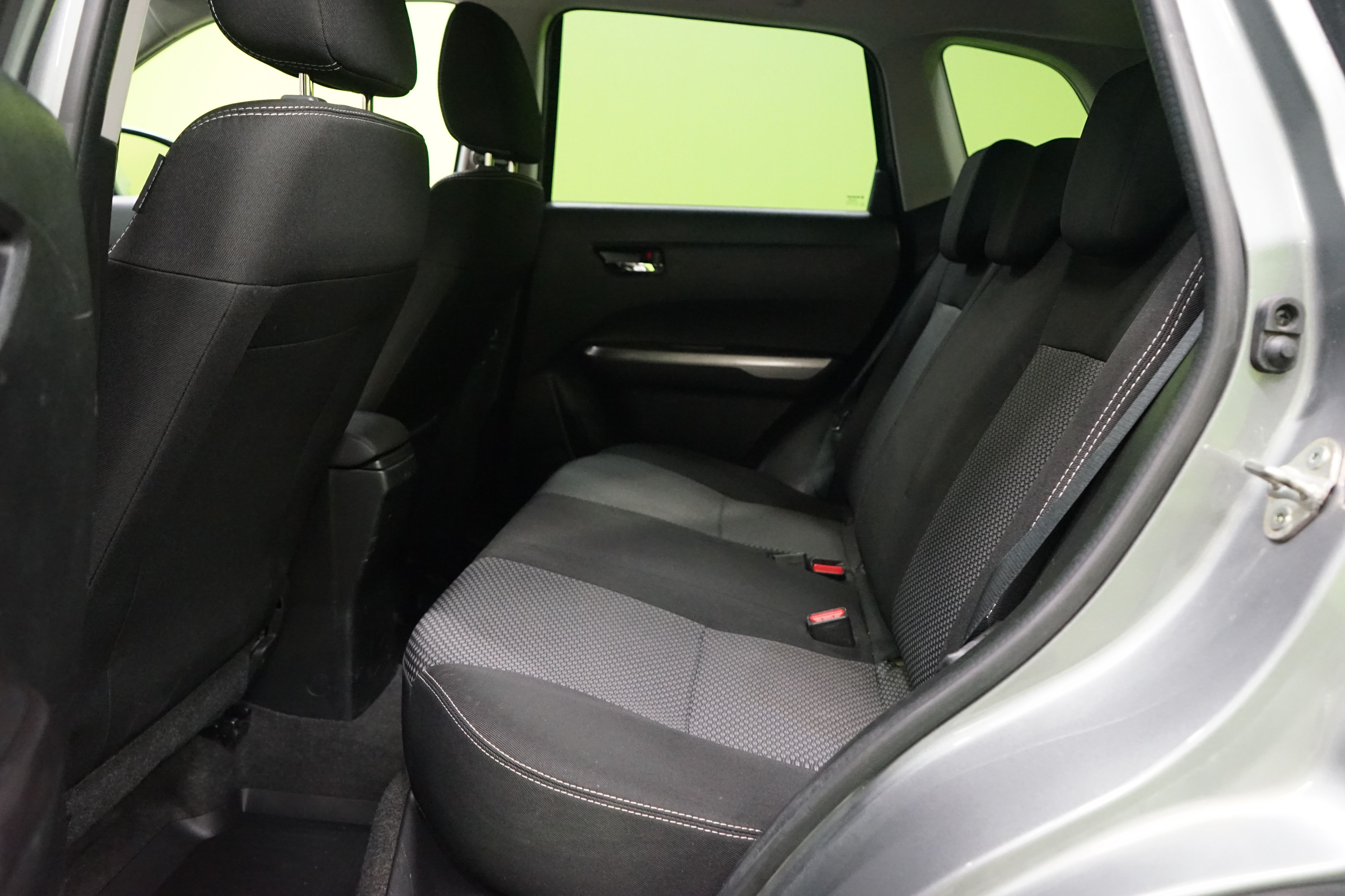 Suzuki Vitara 2021, photo 7/21