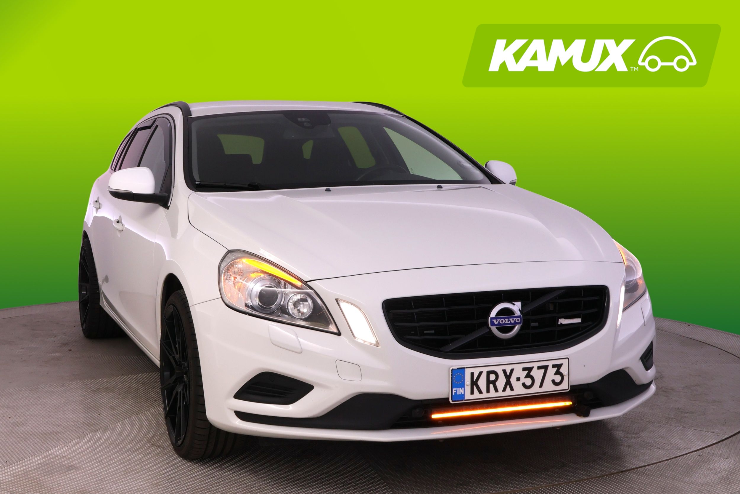 Volvo V60 D5 AWD R-Design aut 2013, kuva 6/18