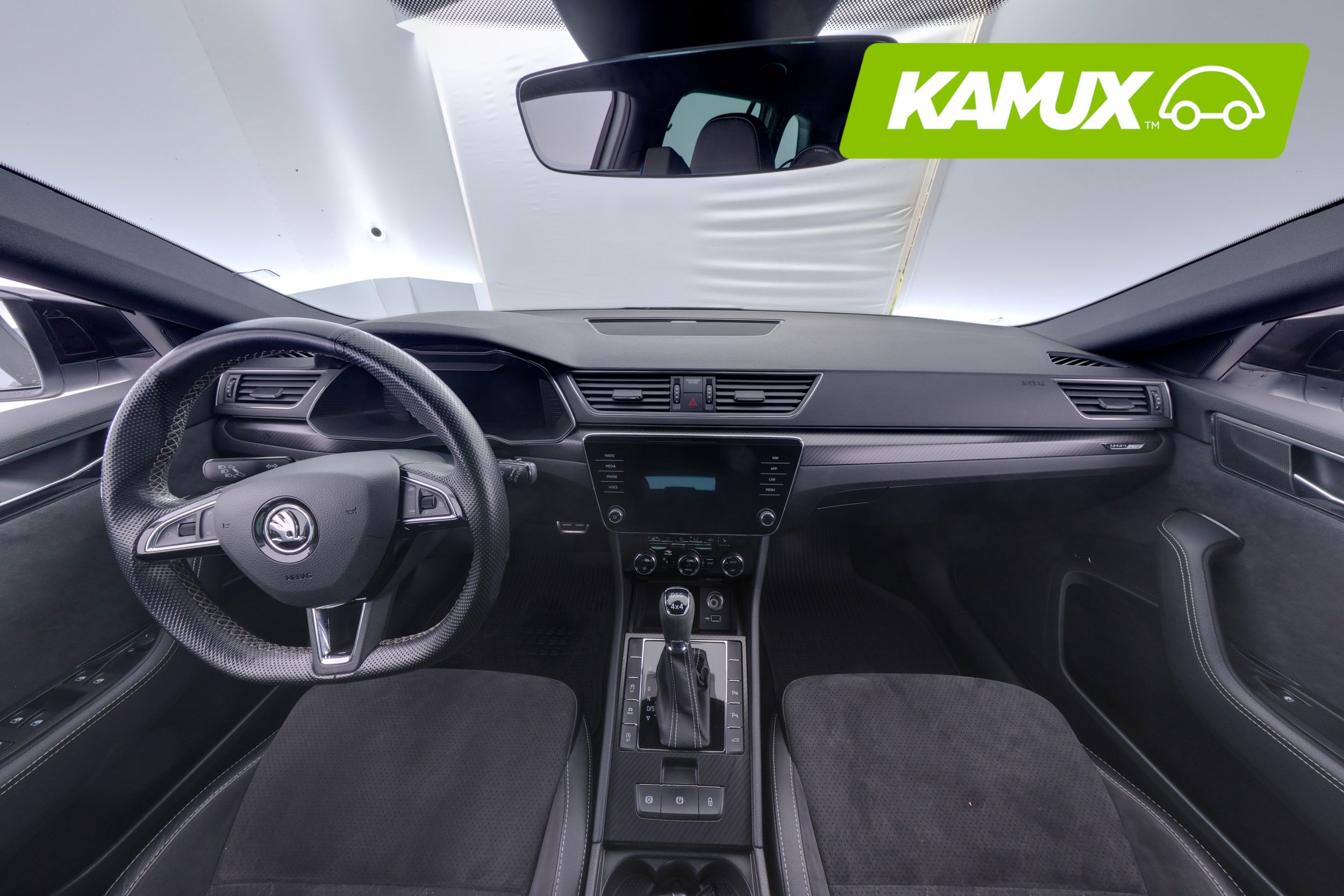 Skoda Superb 2020, kuva 7/27