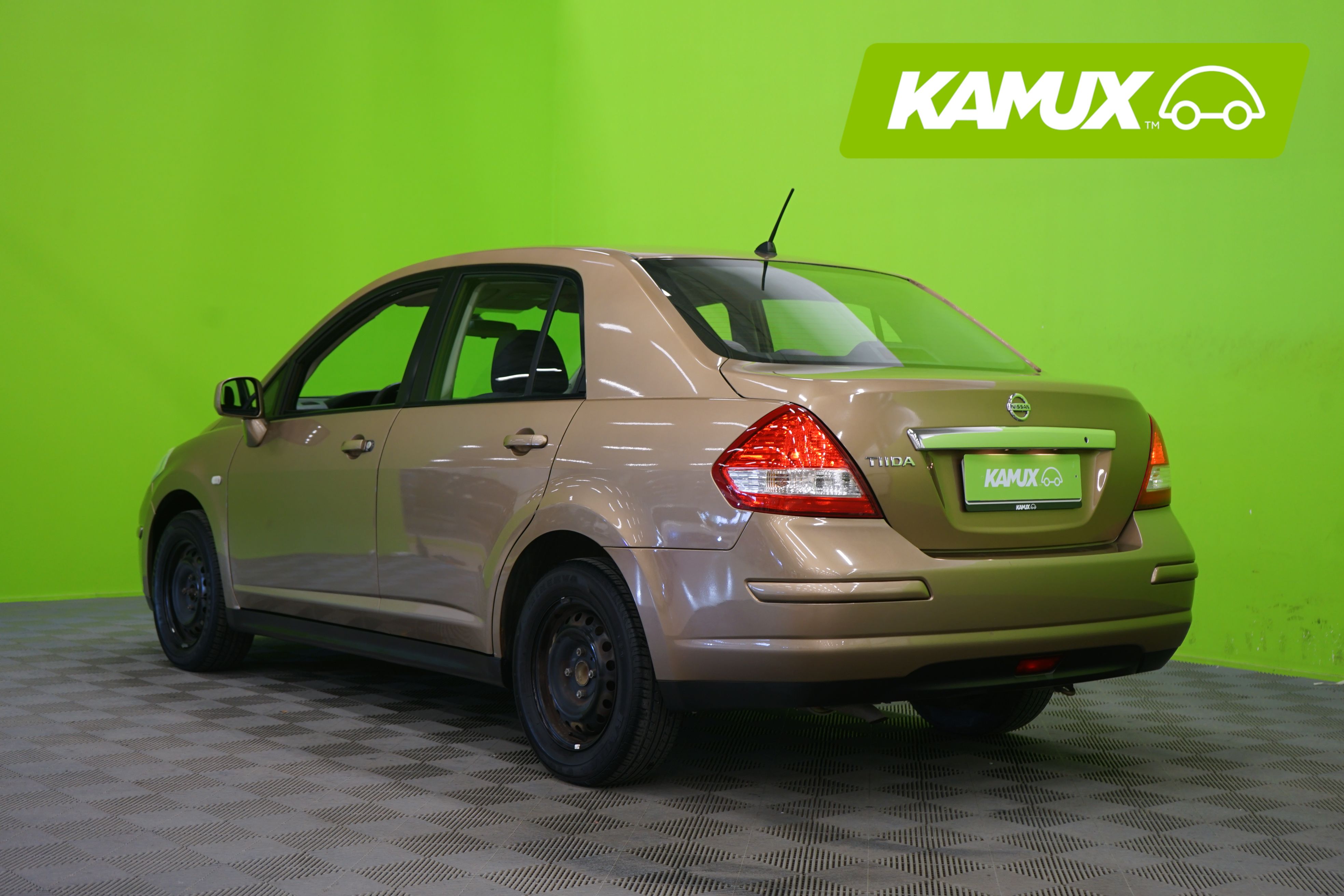 Nissan Tiida 2007, photo 4/17