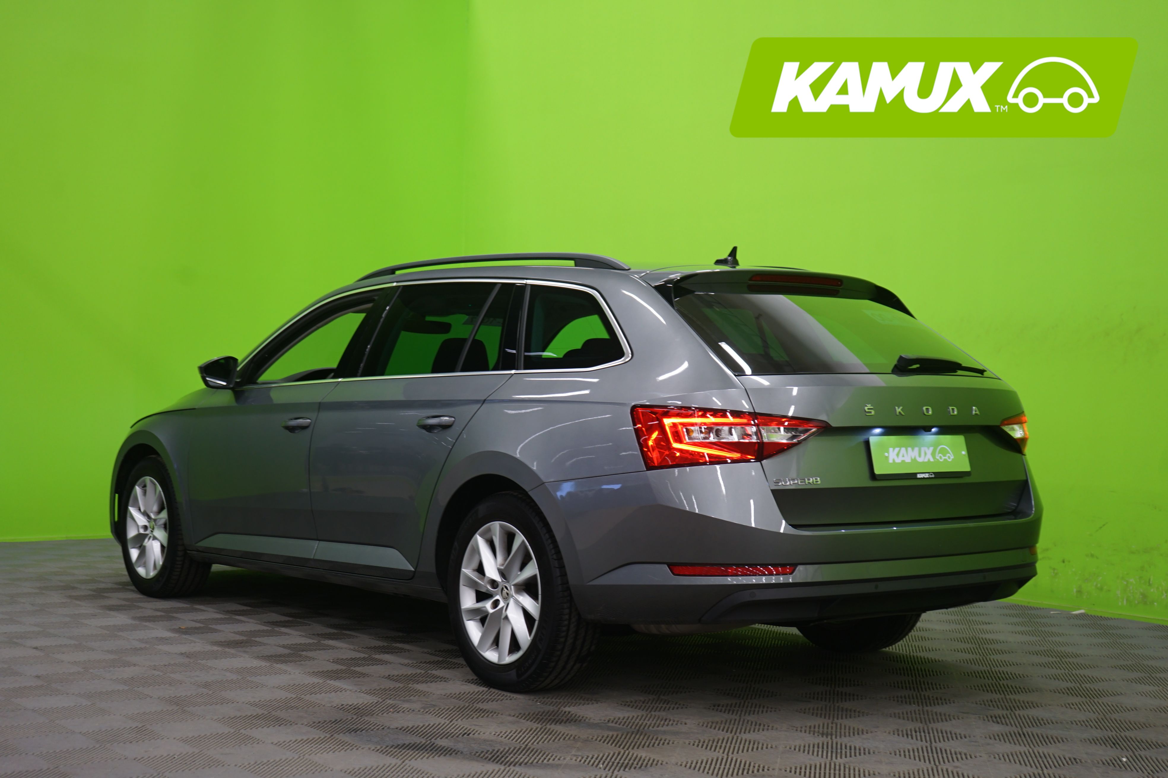 Skoda Superb Combi 1.5 TSI ACT Ambition 2022, kuva 4/21