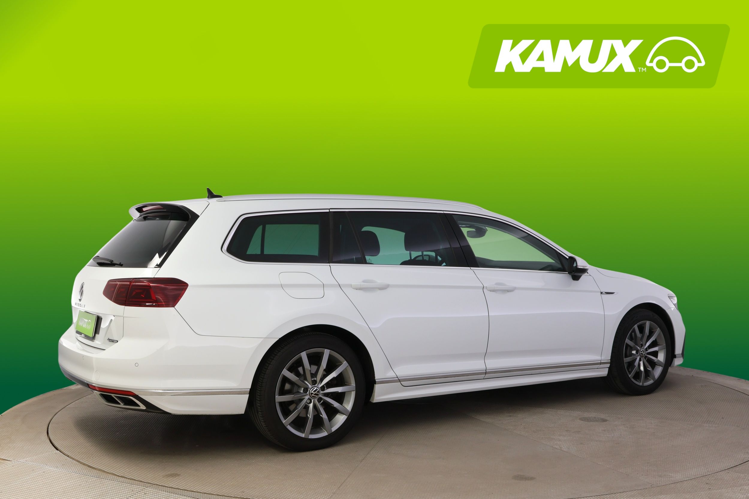 Volkswagen Passat 2022, bild 2/32