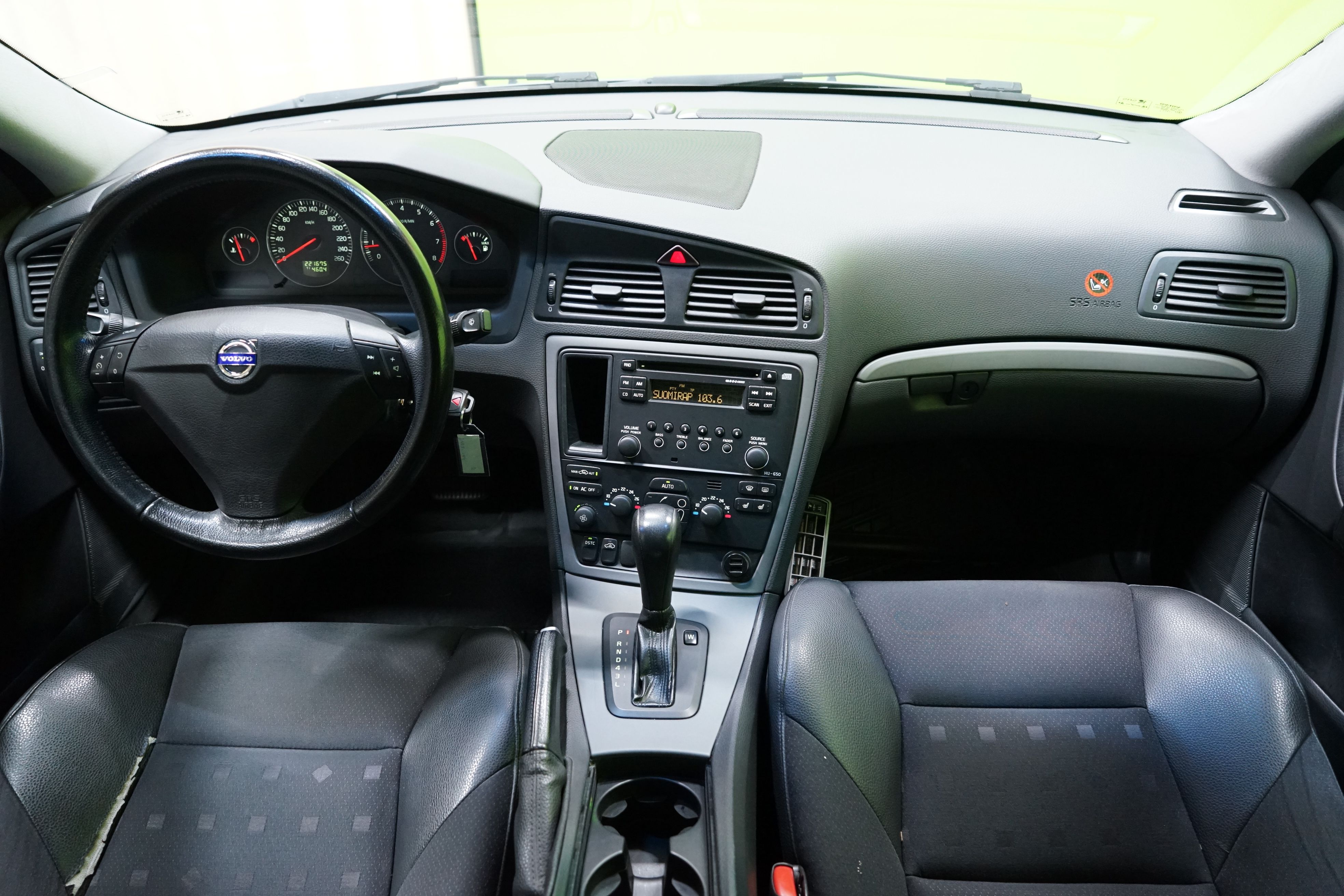 Volvo S60 2,4 (170) Kinetic aut 2006, kuva 6/18