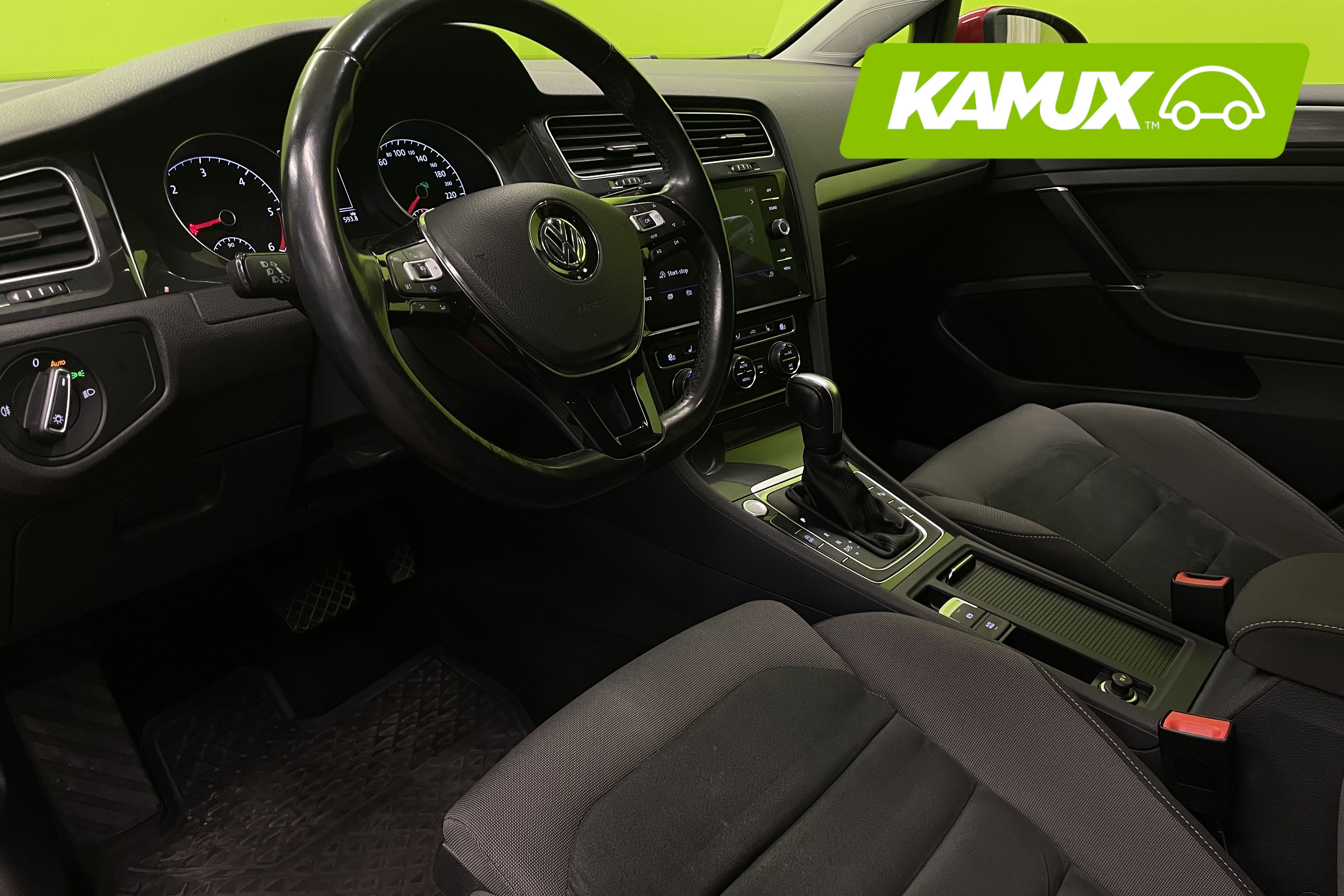 Volkswagen Golf 2020, photo 7/27