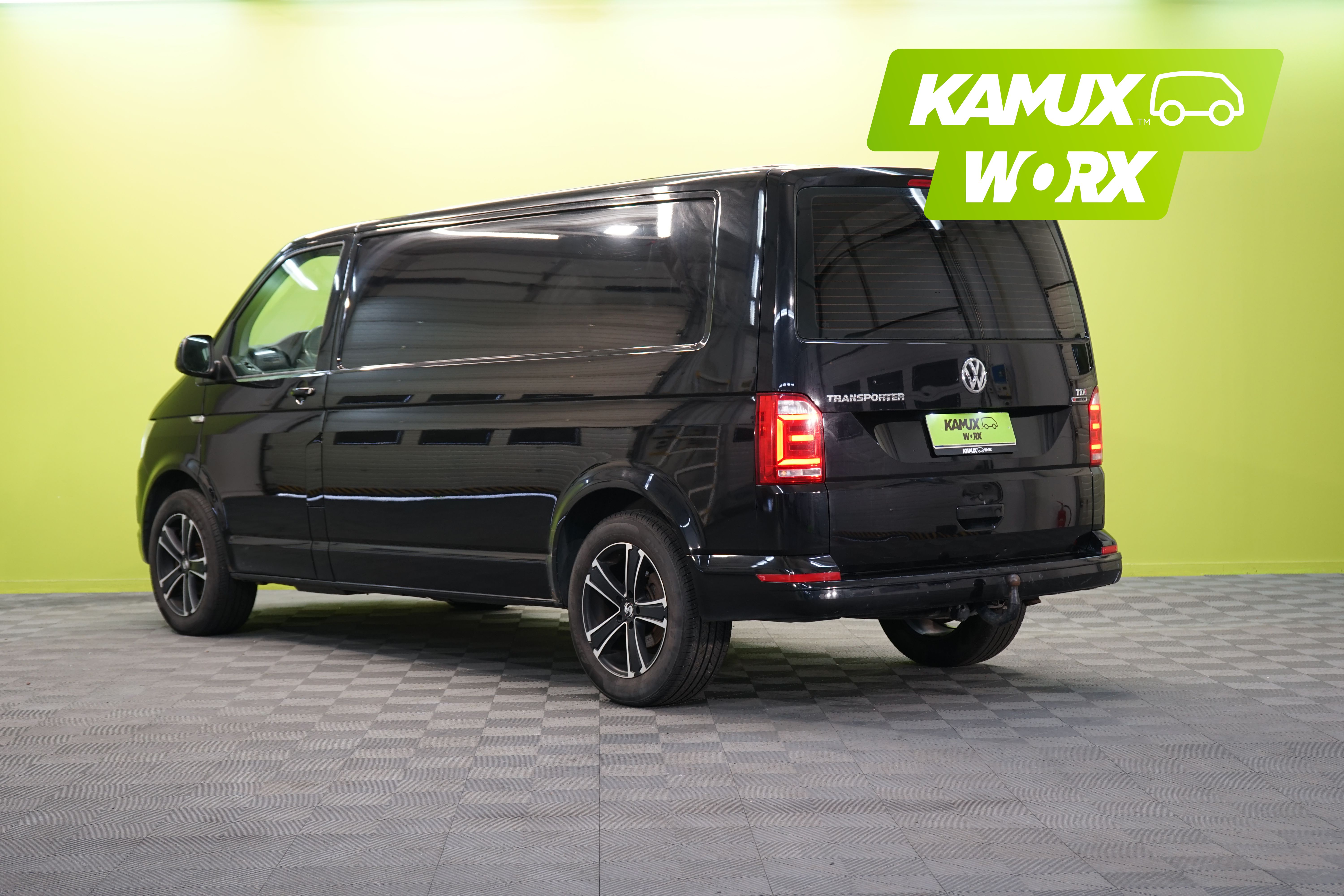 Volkswagen Transporter 2018, photo 5/19
