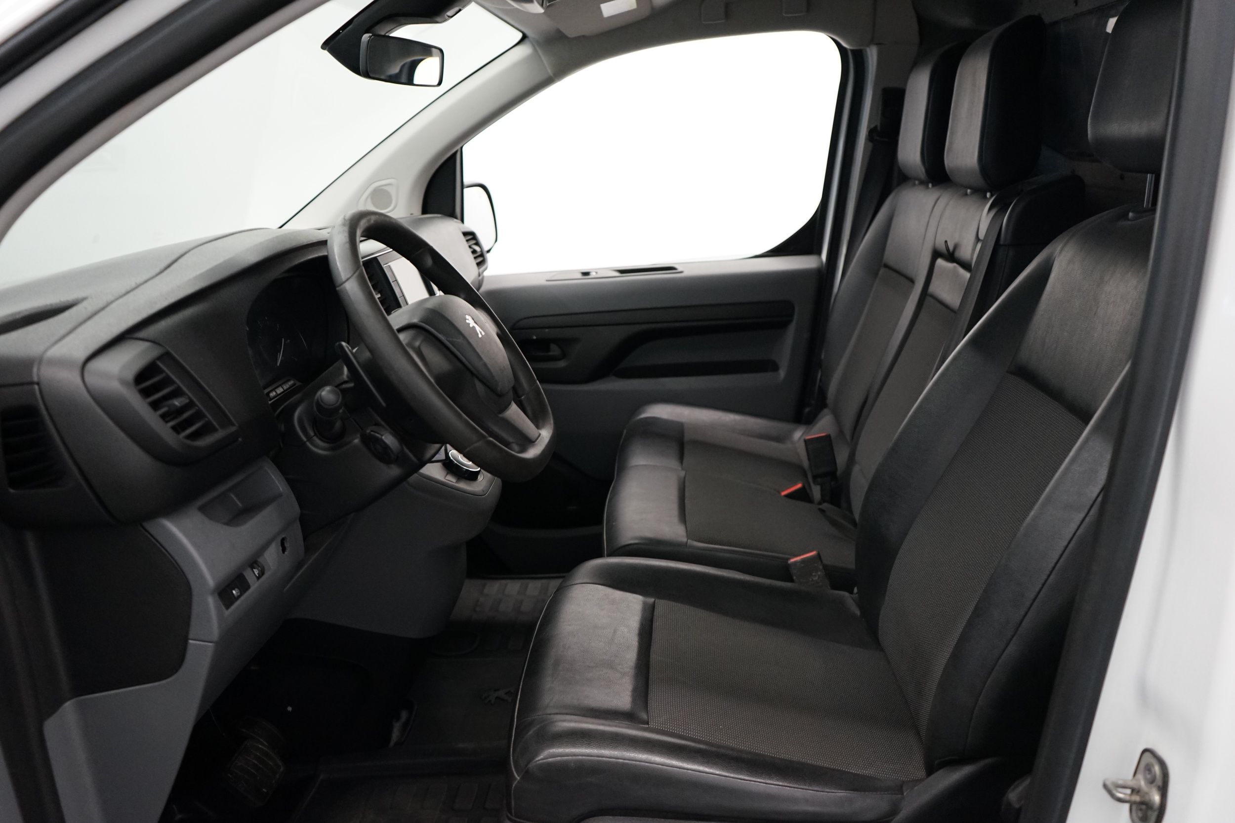 Peugeot Expert BlueHDi 180 Automaatti XL 2018, kuva 6/20
