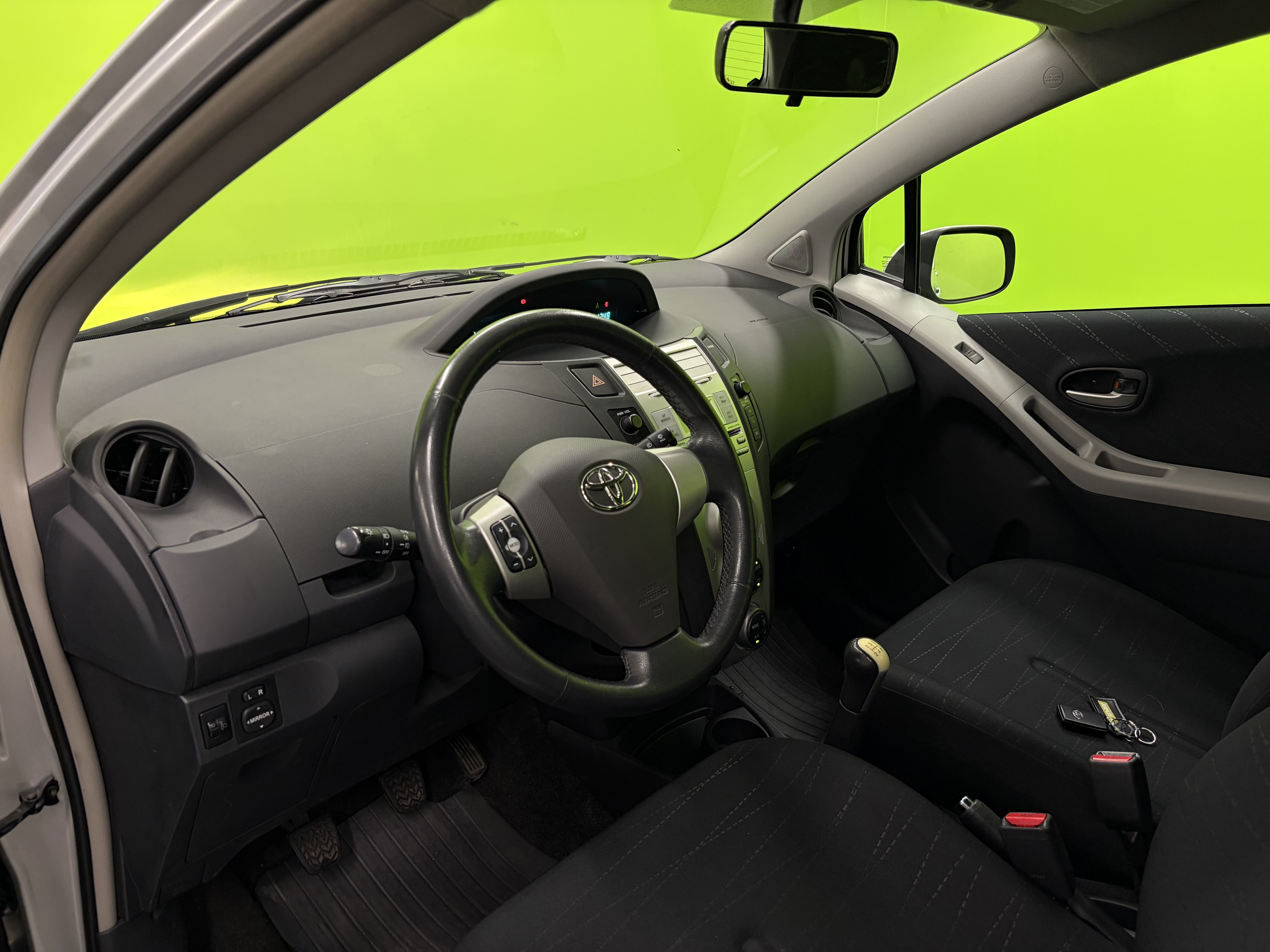 Toyota Yaris 2006, kuva 7/20