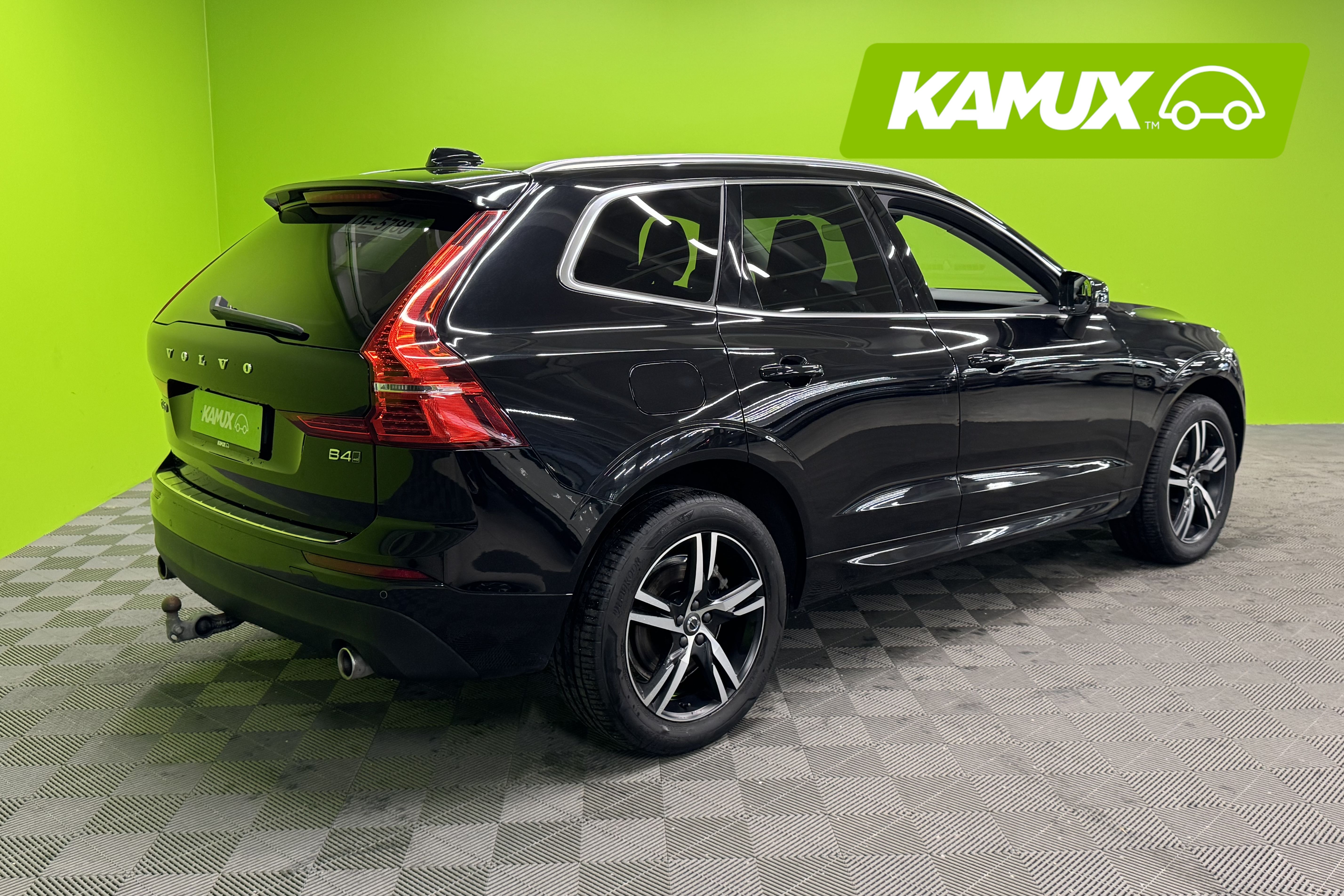Volvo XC60 B4 AWD Momentum 2021, kuva 3/43