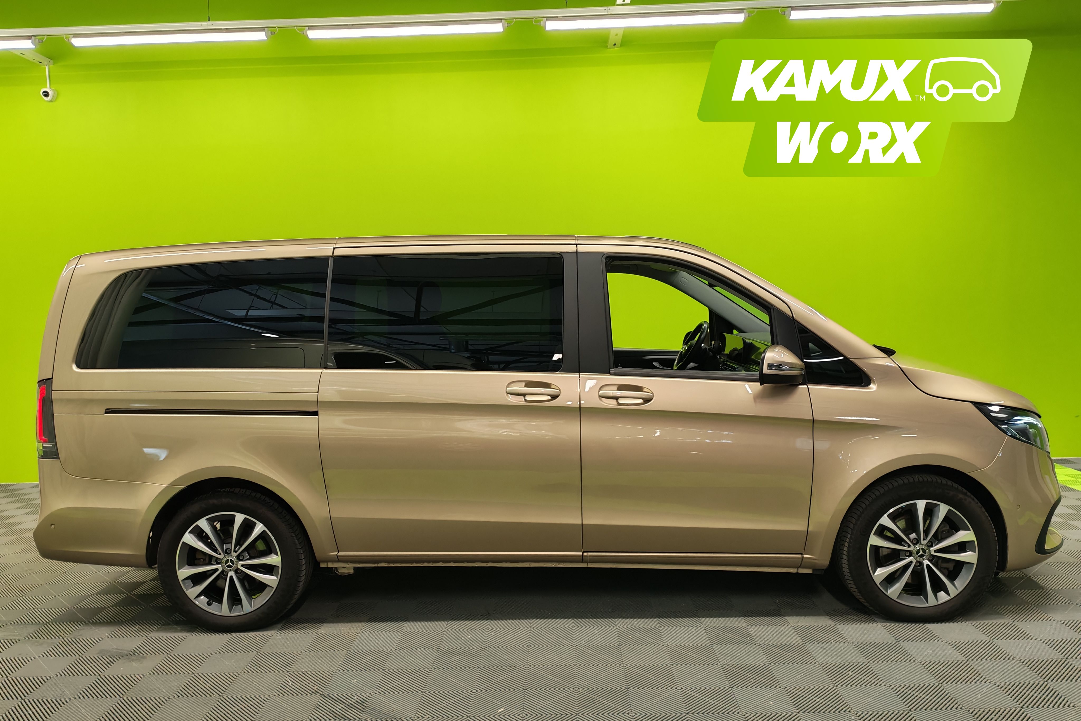 Mercedes-Benz EQV 300 e keskipitkä A2 2024, kuva 2/28