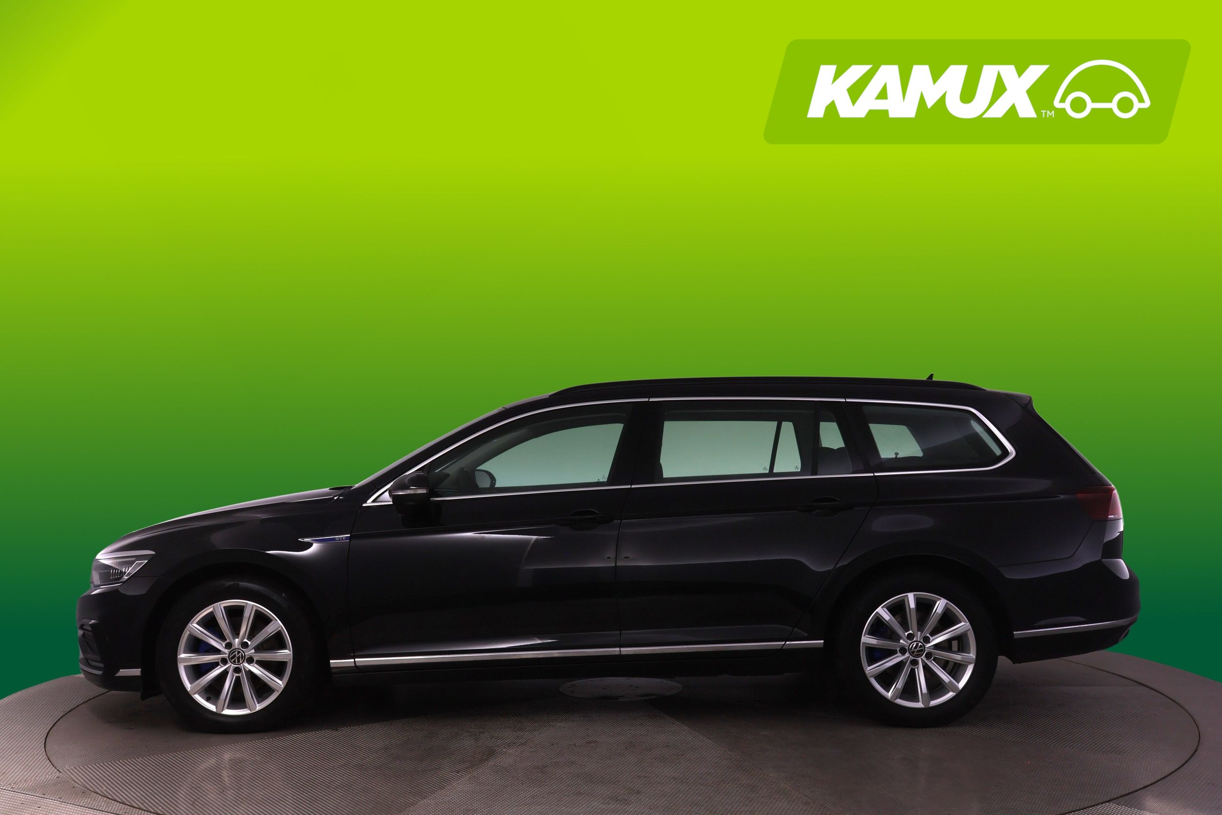 Volkswagen Passat 2023, photo 6/20