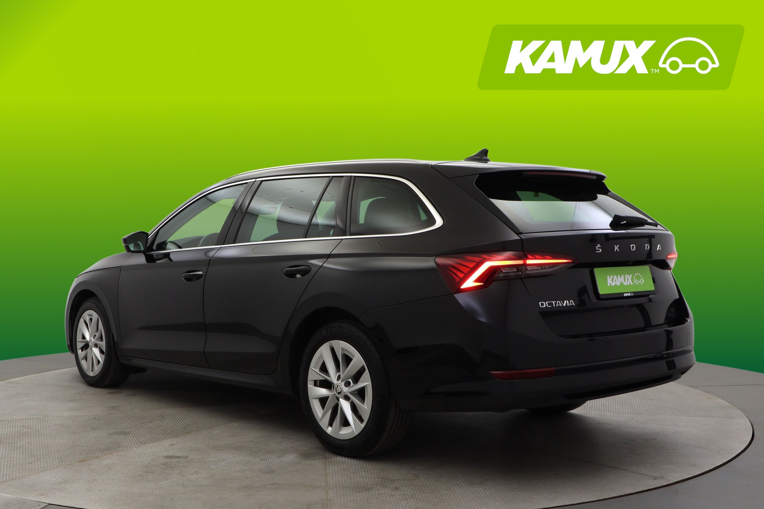 Skoda Octavia Combi 2.0 TDI DPF Style 2022, kuva 4/35