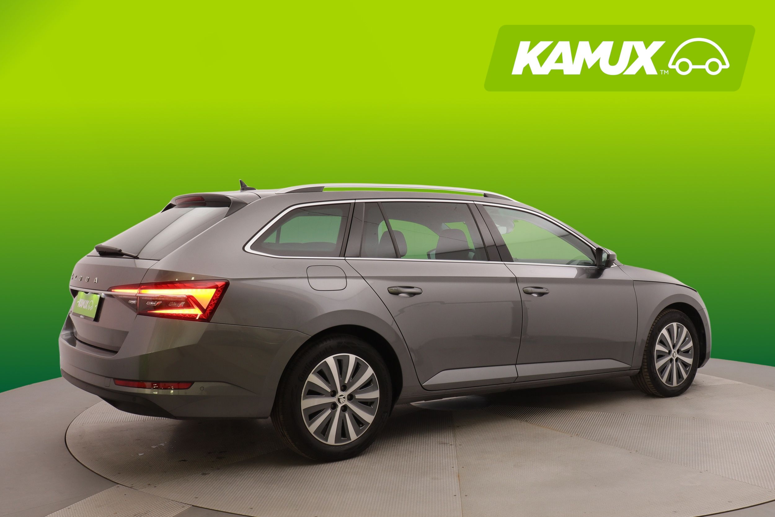 Skoda Superb 2023, kuva 2/27